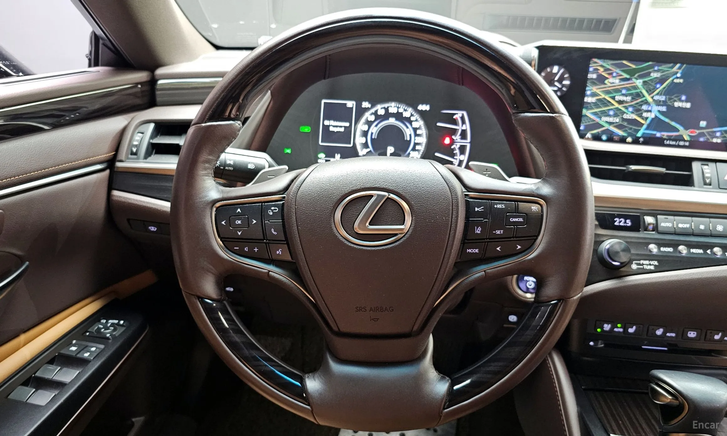 Lexus ES300h 7th Generation превью 13