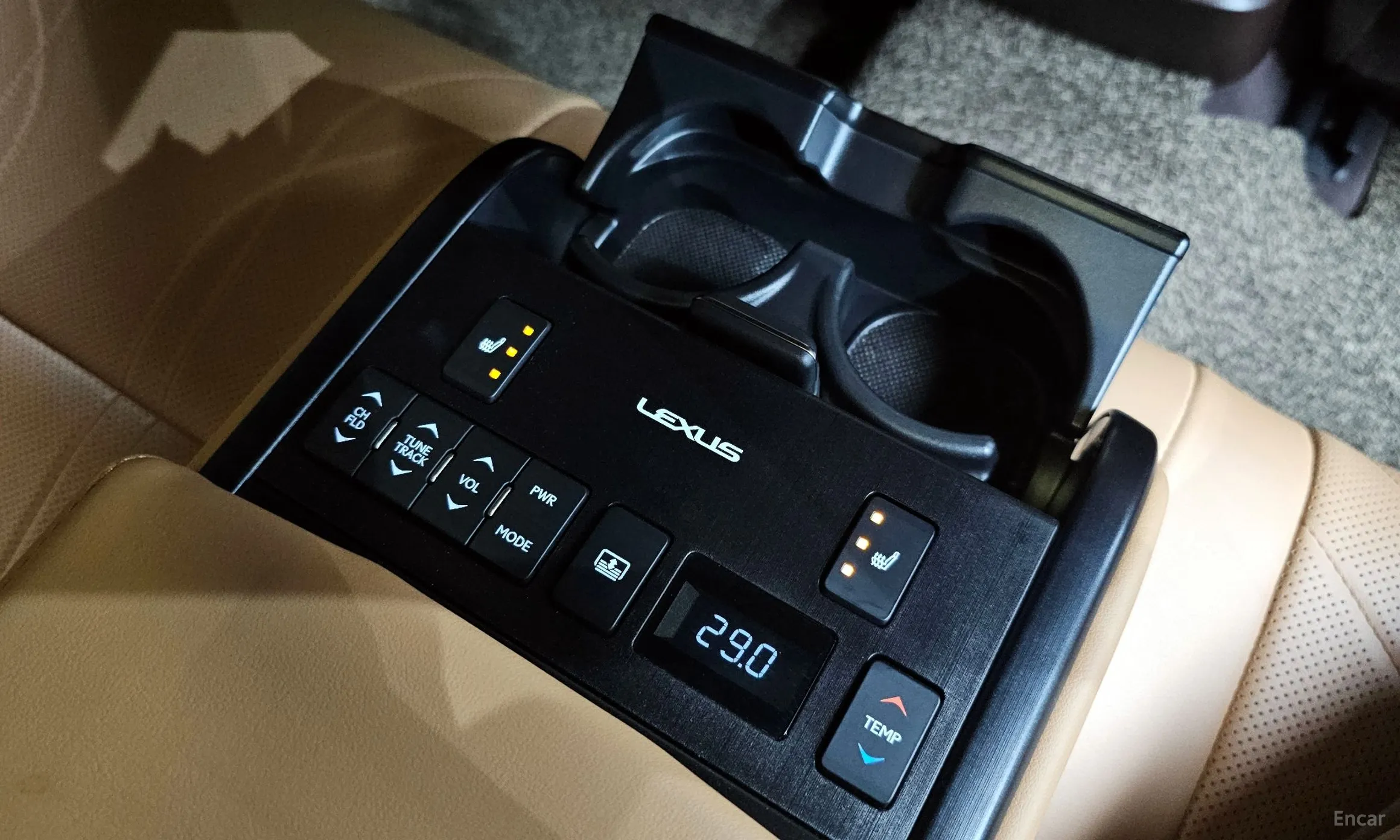 Lexus ES300h 7th Generation превью 19
