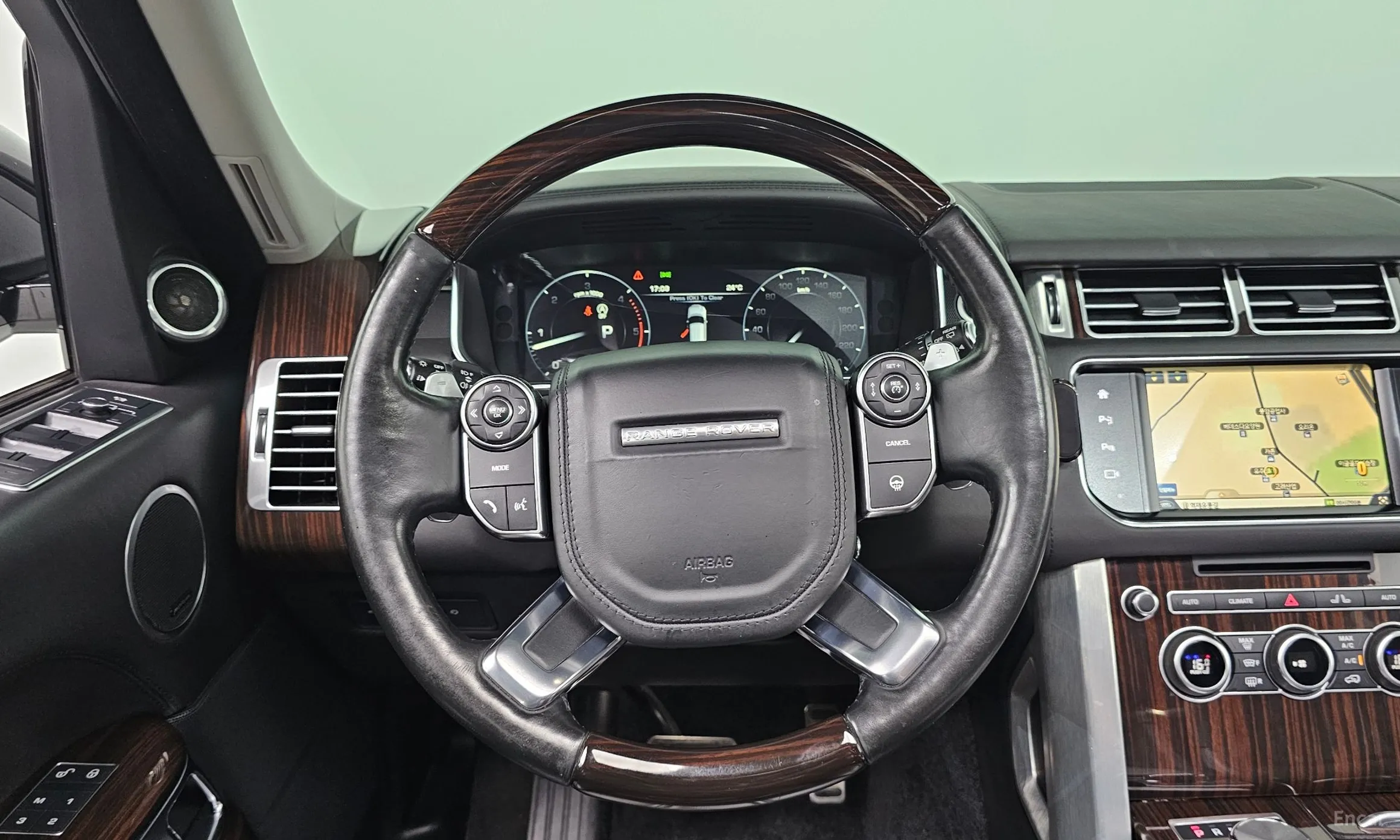 Land Rover Range Rover 4th Generation превью 11
