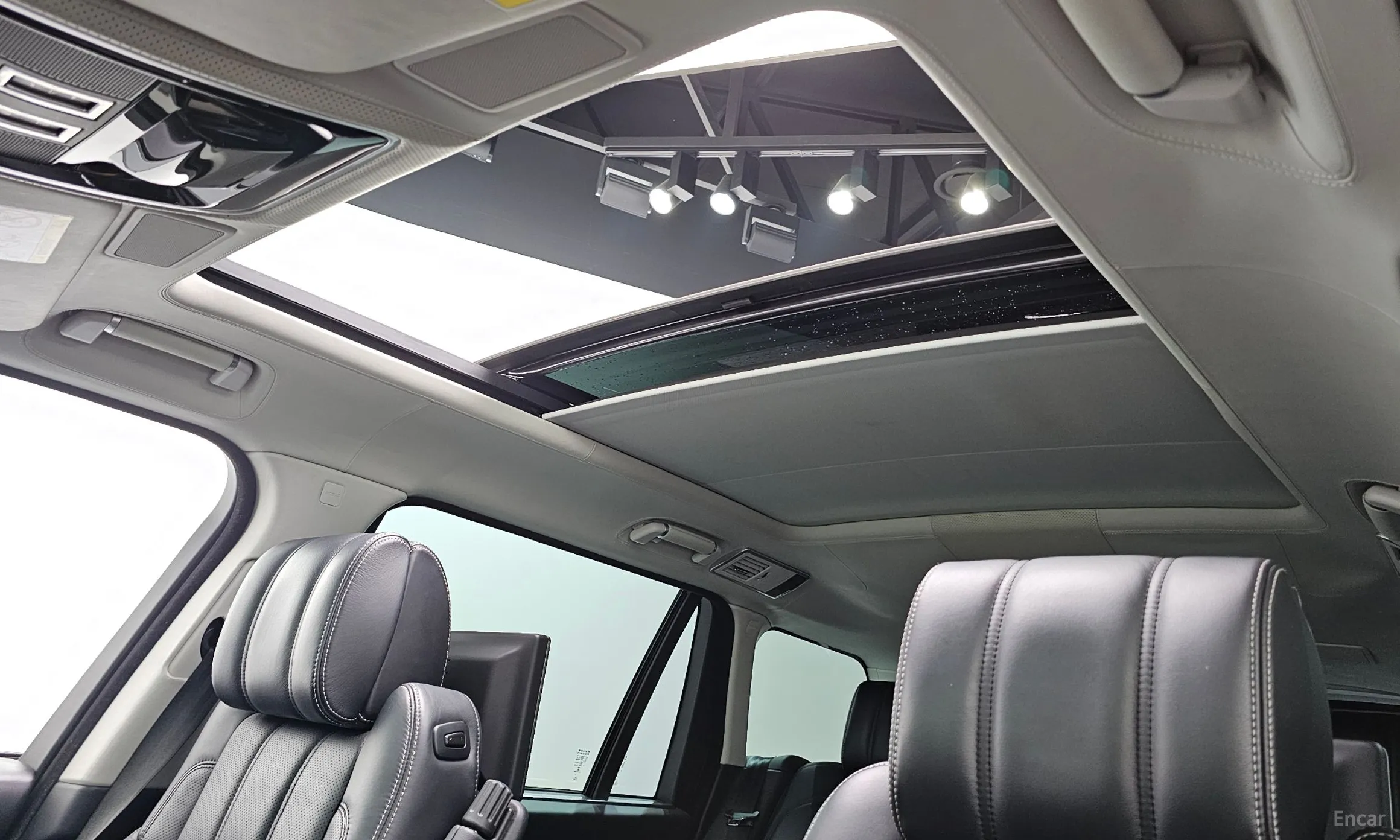 Land Rover Range Rover 4th Generation превью 19