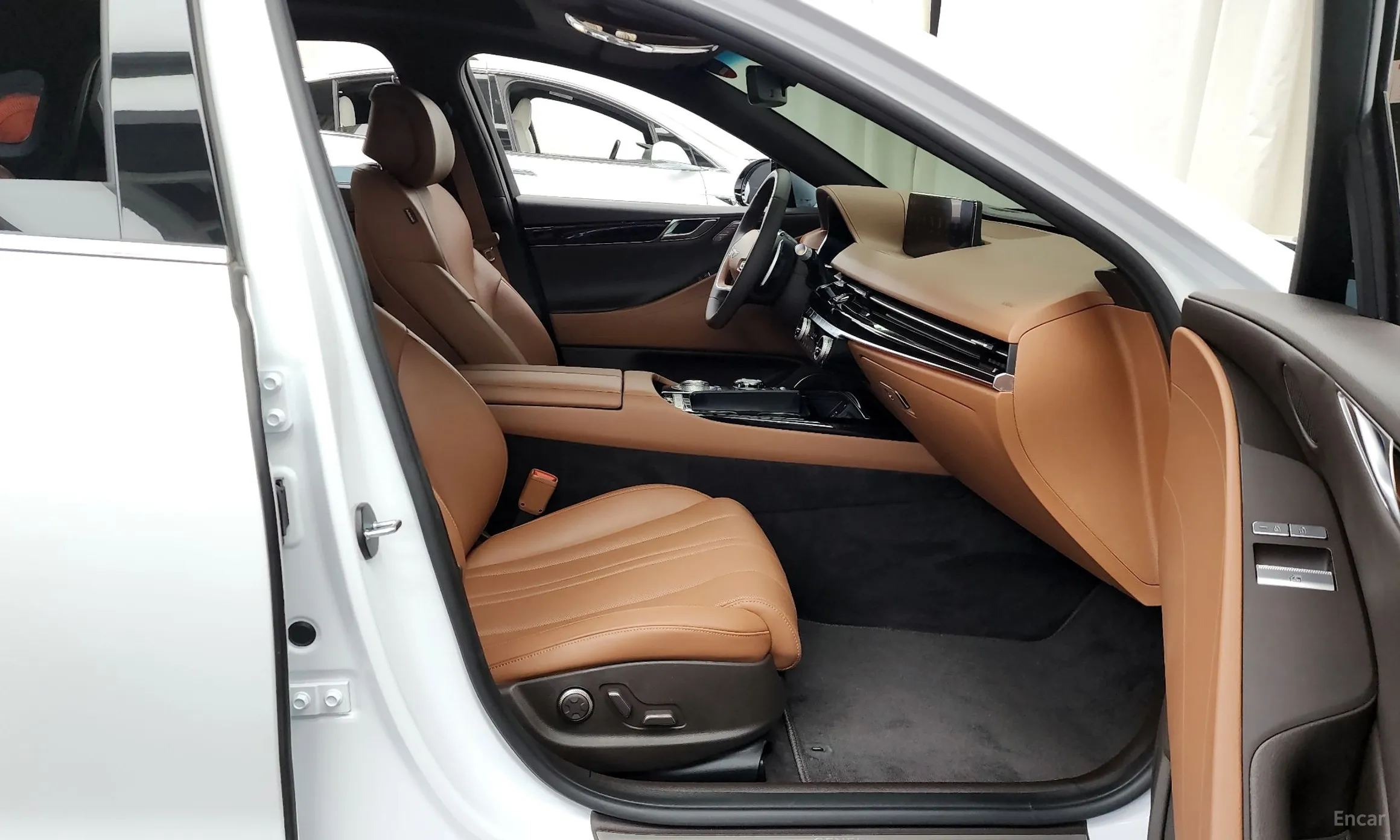 Genesis G80 (RG3) превью 11