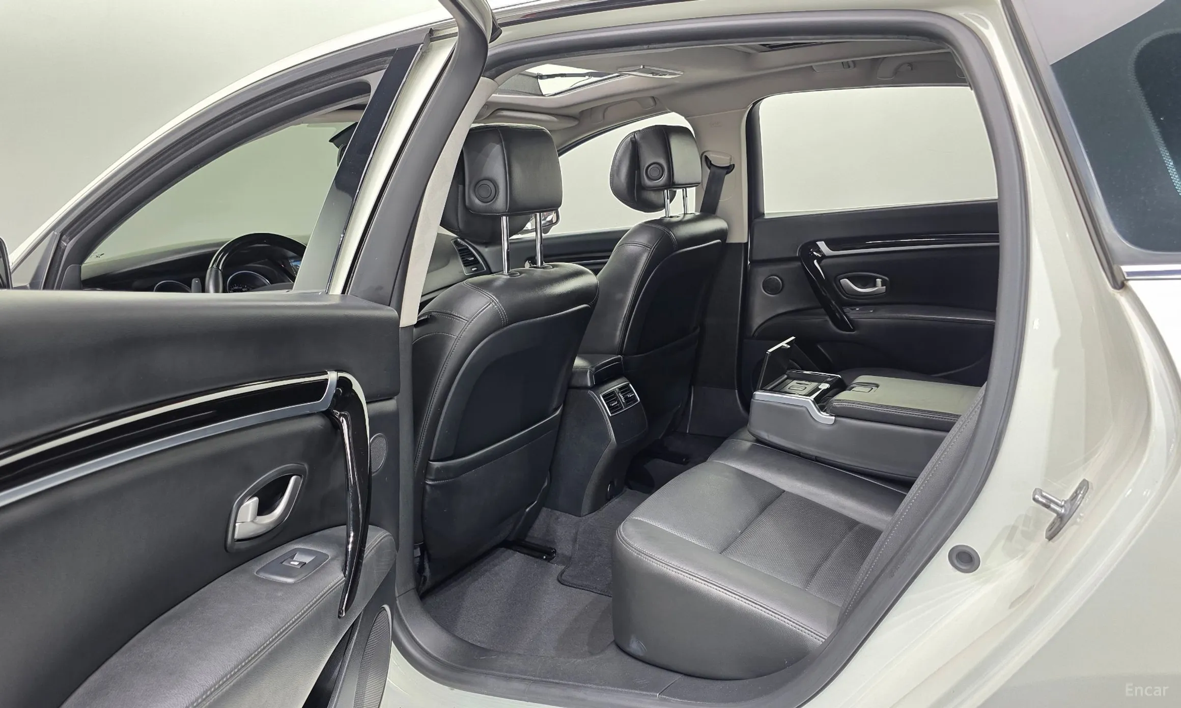 Renault Korea (Samsung) SM7 превью 17