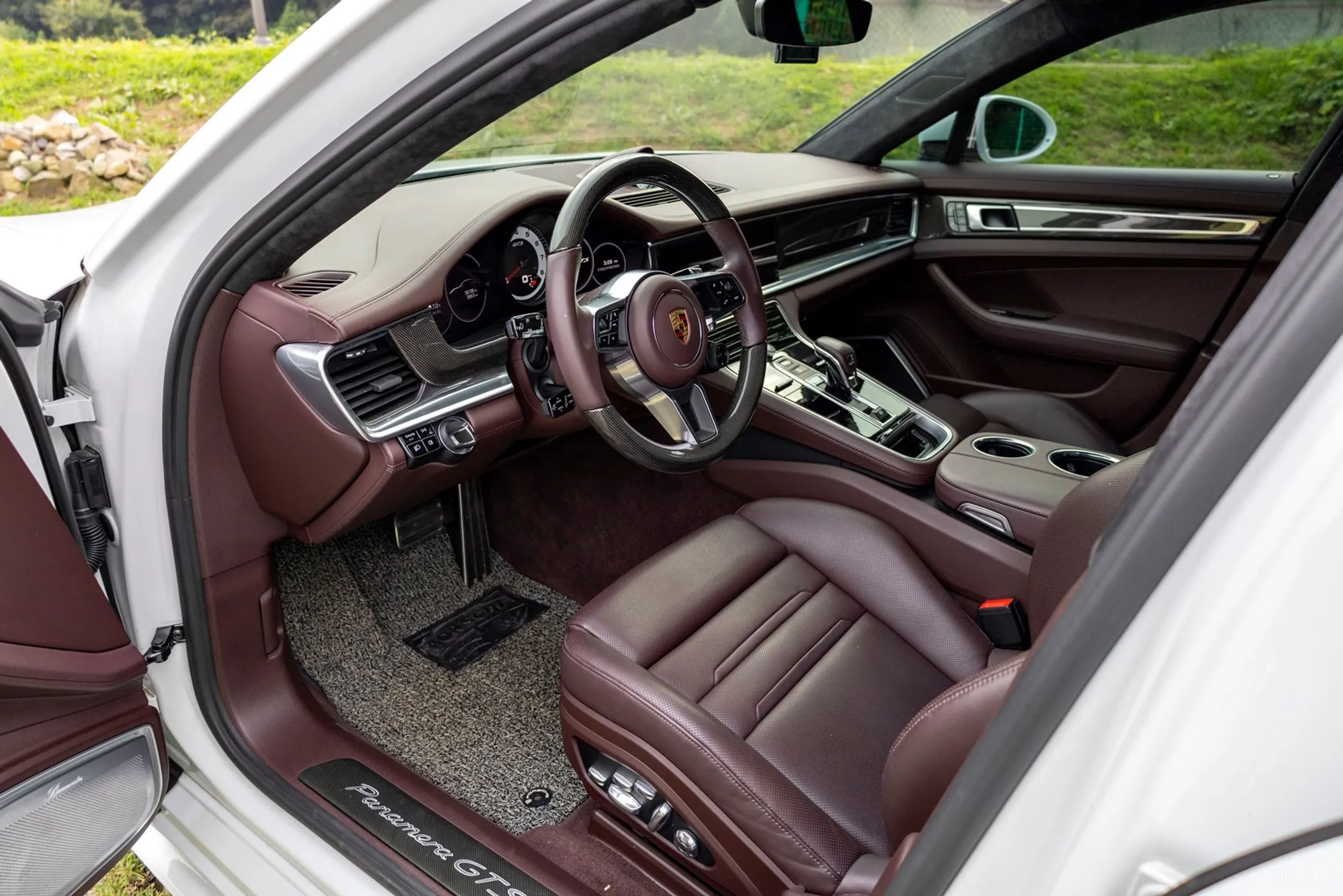 Porsche Panamera (971) превью 8