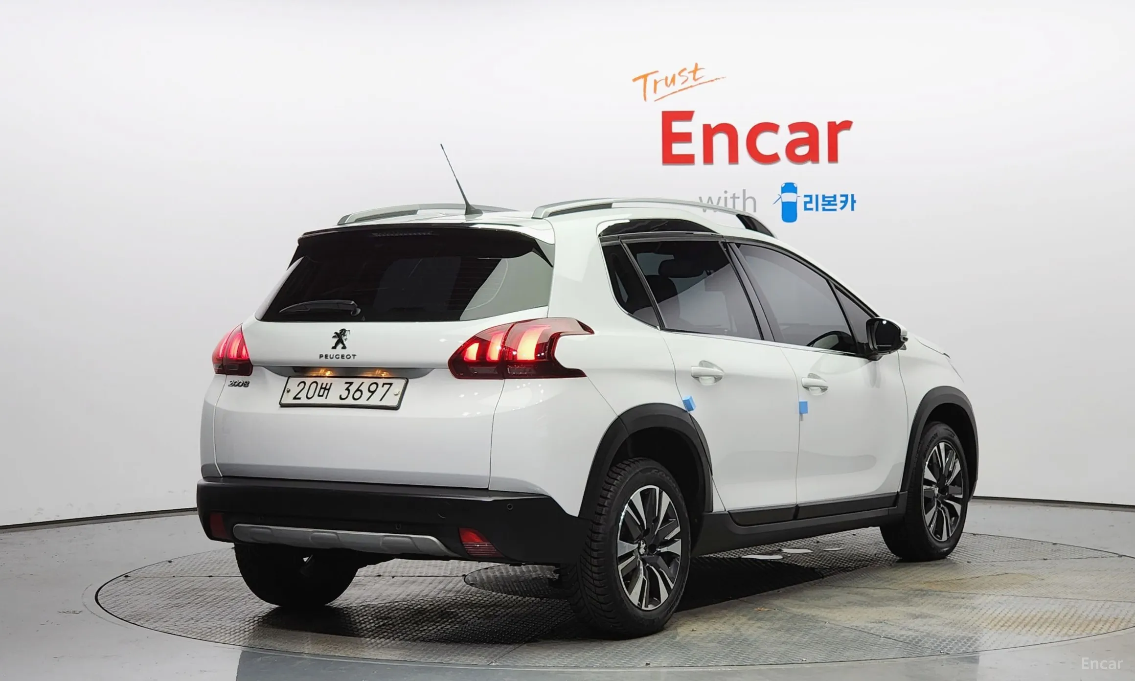 Peugeot 2008. превью 2