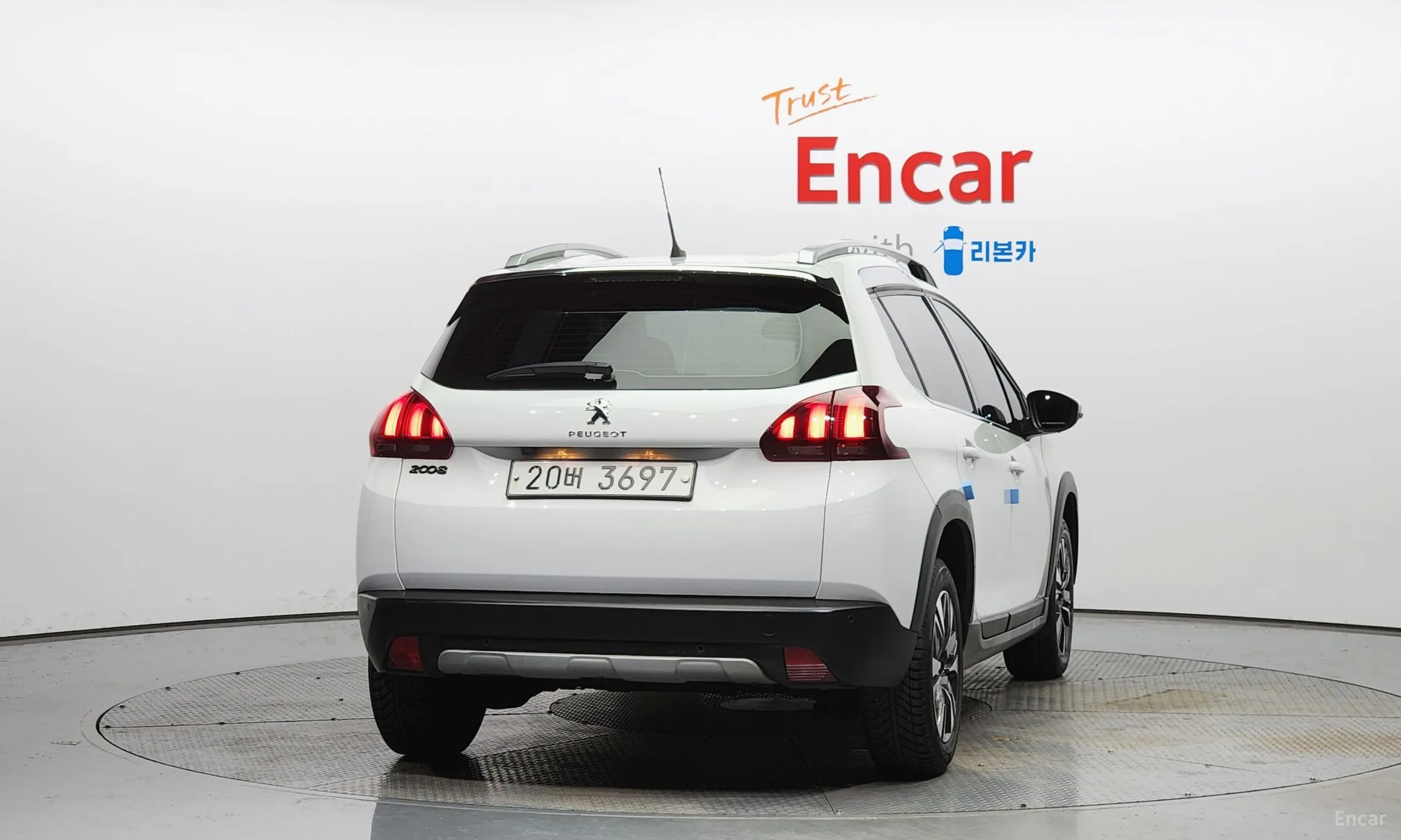 Peugeot 2008. превью 4
