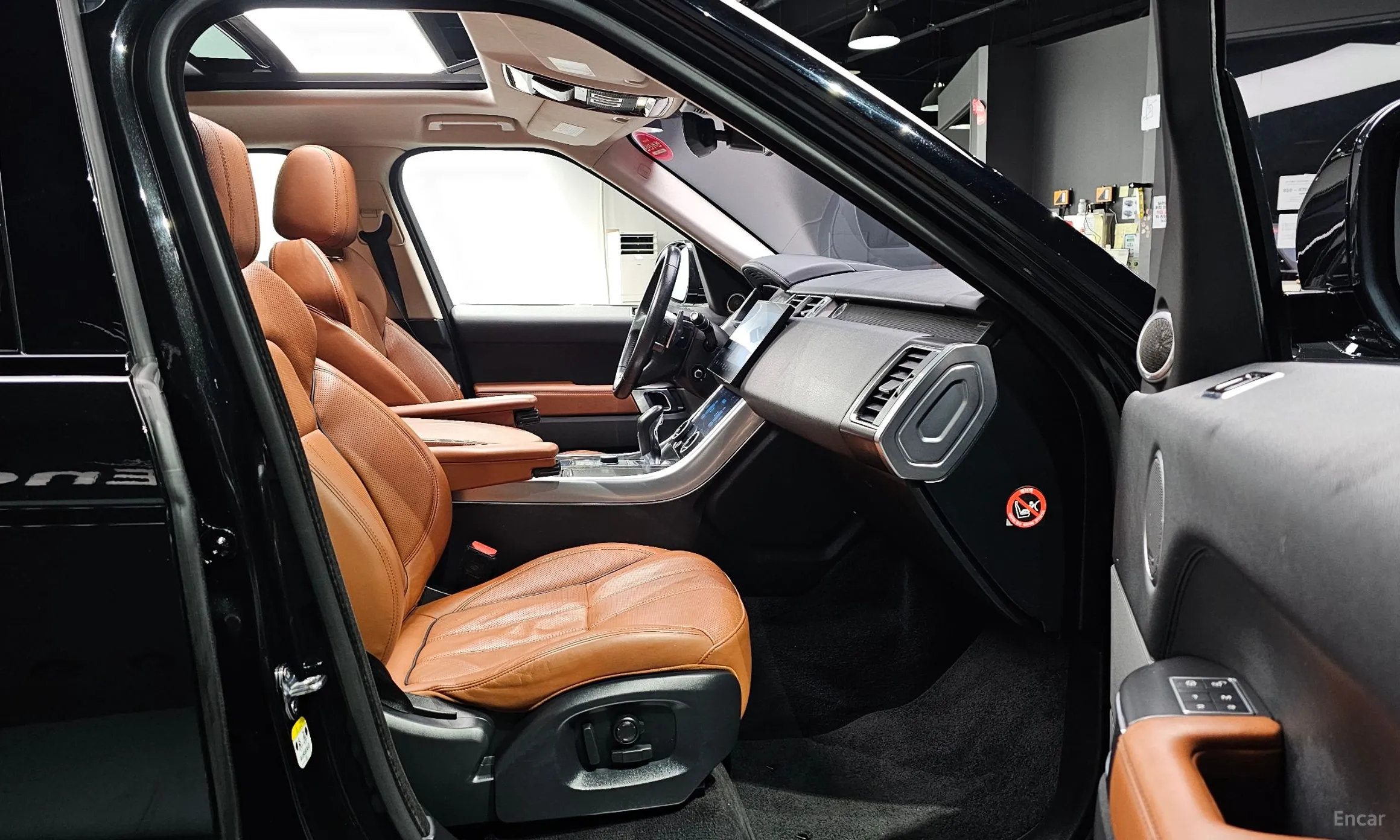 Land Rover Range Rover Sport 2nd Generation превью 10