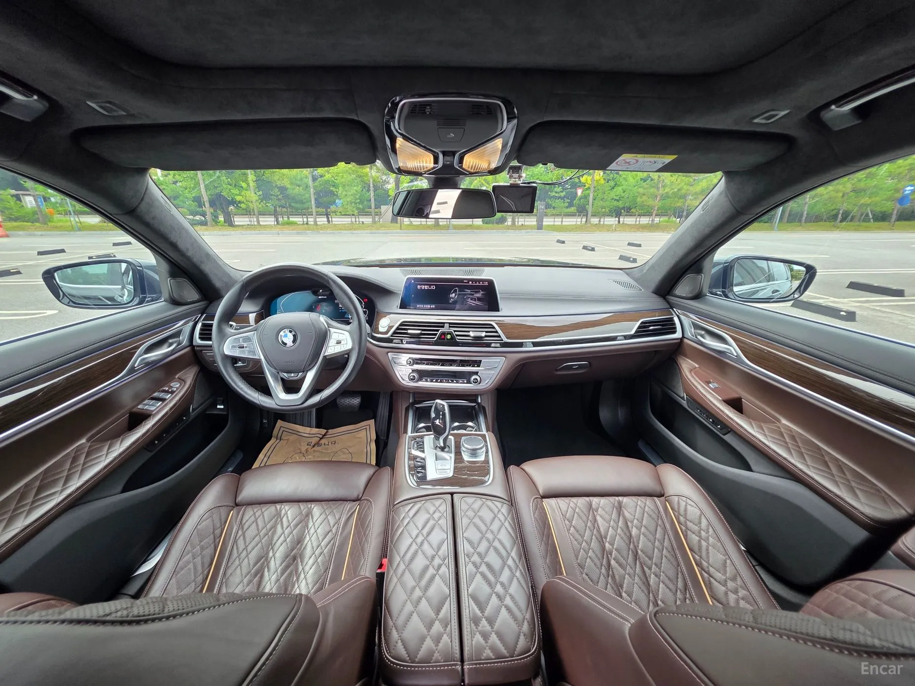 BMW 7 Series (G11) превью 7