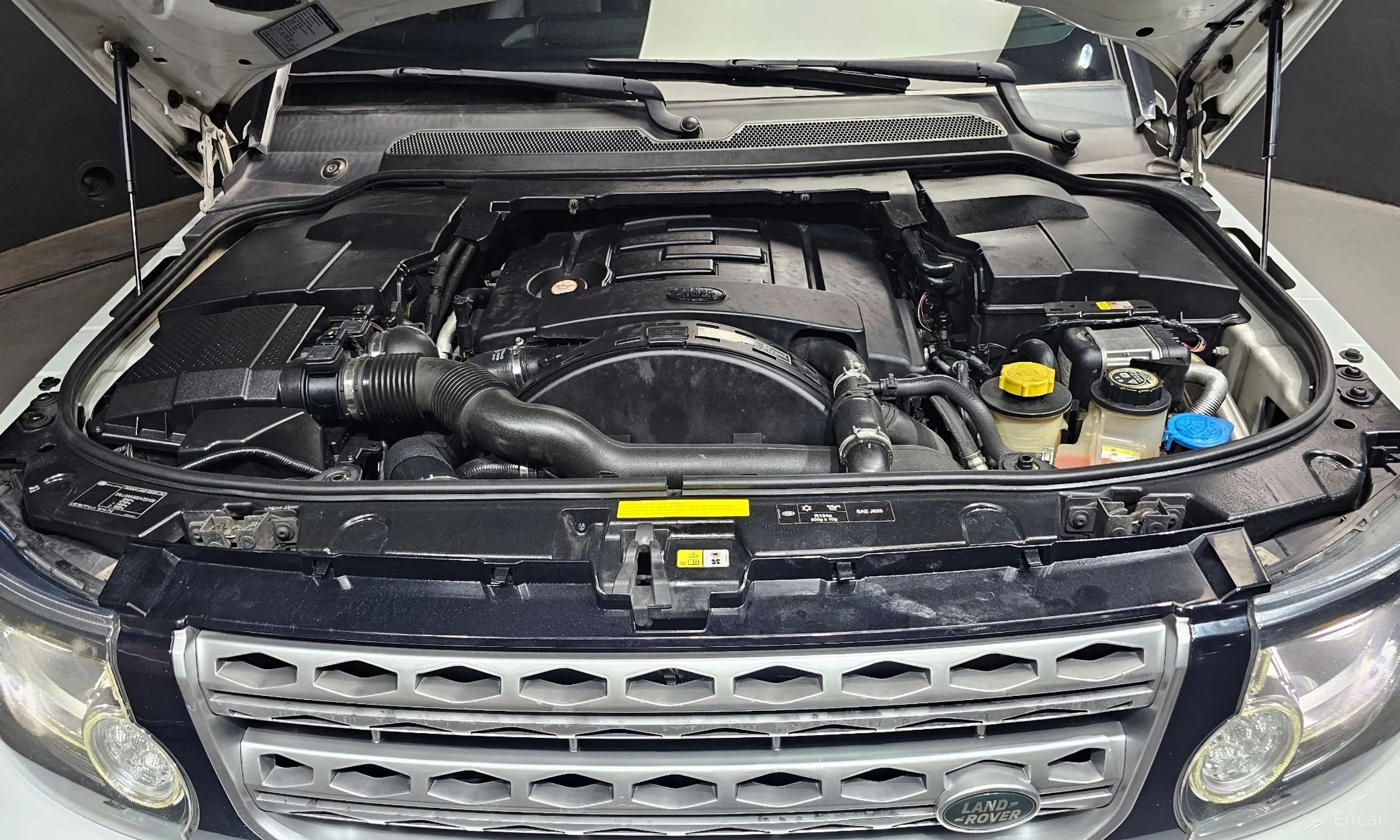 Land Rover Discovery 4 превью 6