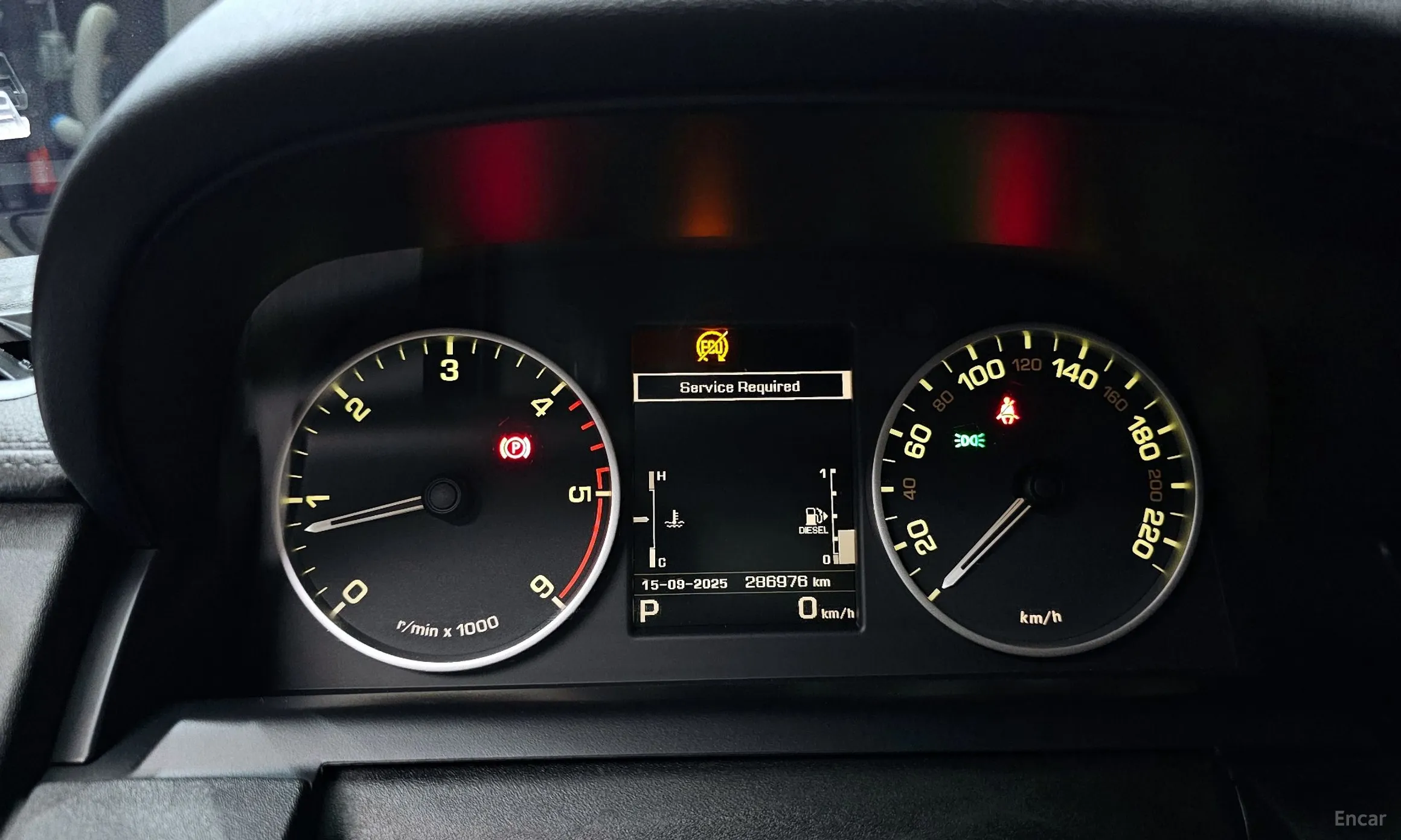 Land Rover Discovery 4 превью 8