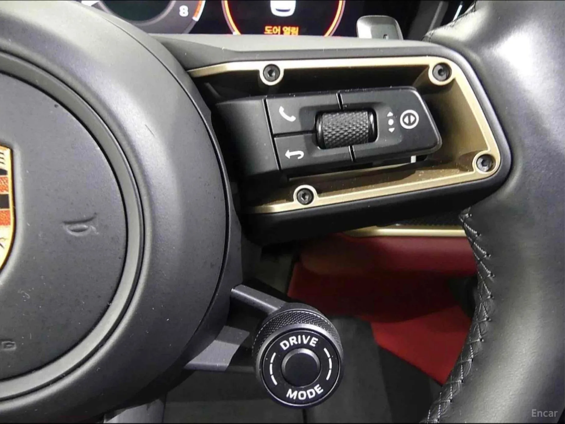 Porsche Cayenne (PO536) превью 19