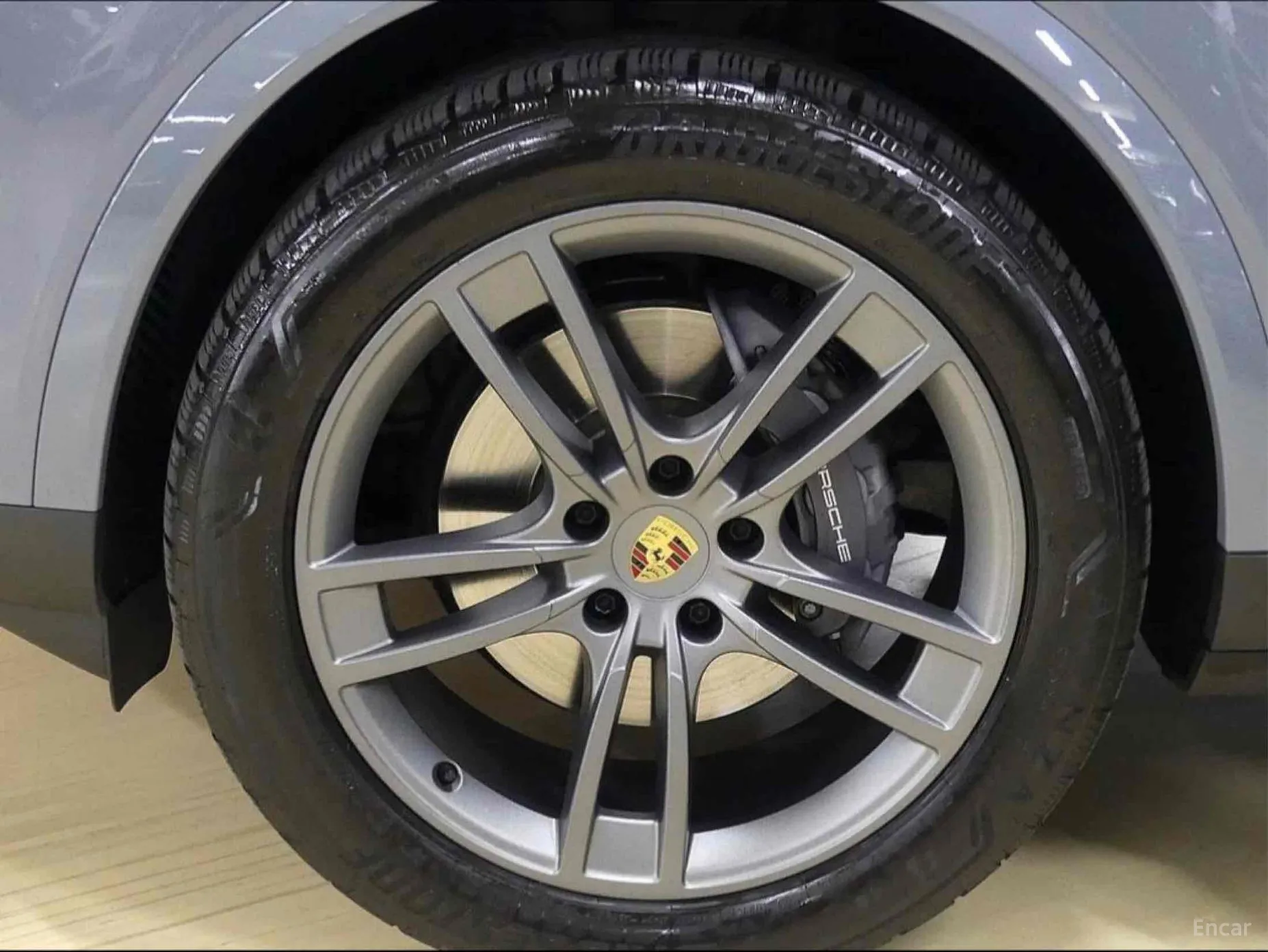 Porsche Cayenne (PO536) превью 9