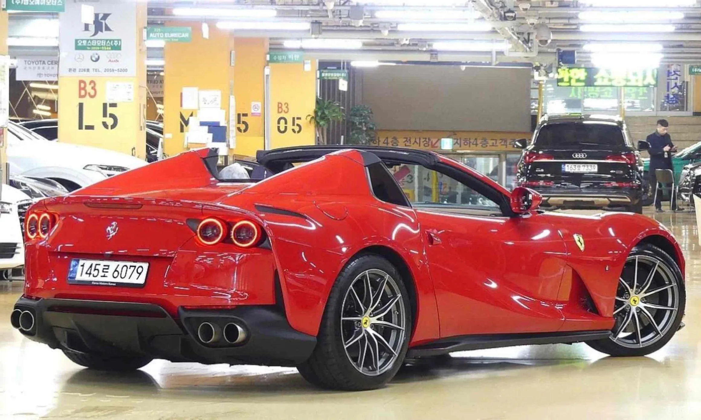 Ferrari 812 GTS превью 3