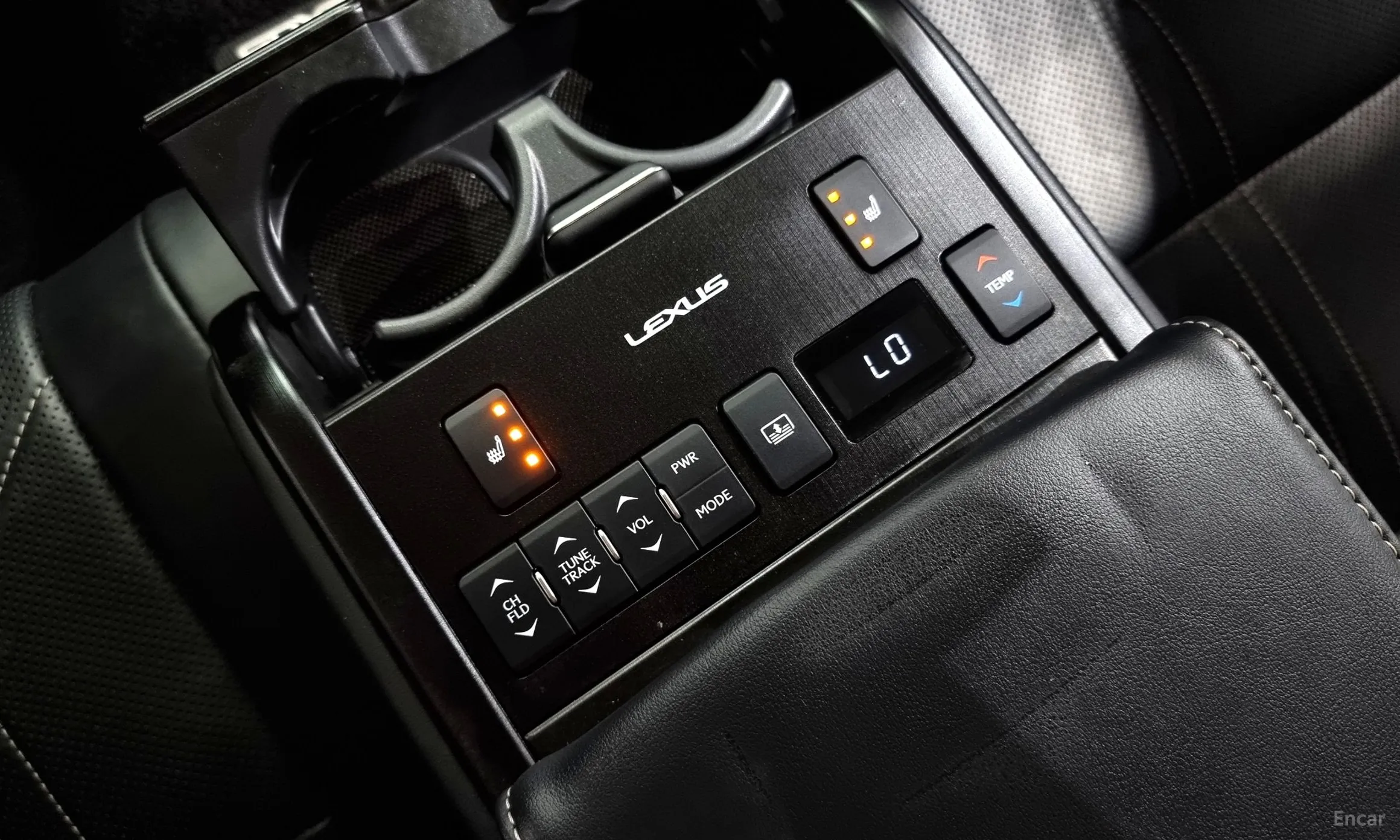 Lexus ES300h 7th Generation превью 18