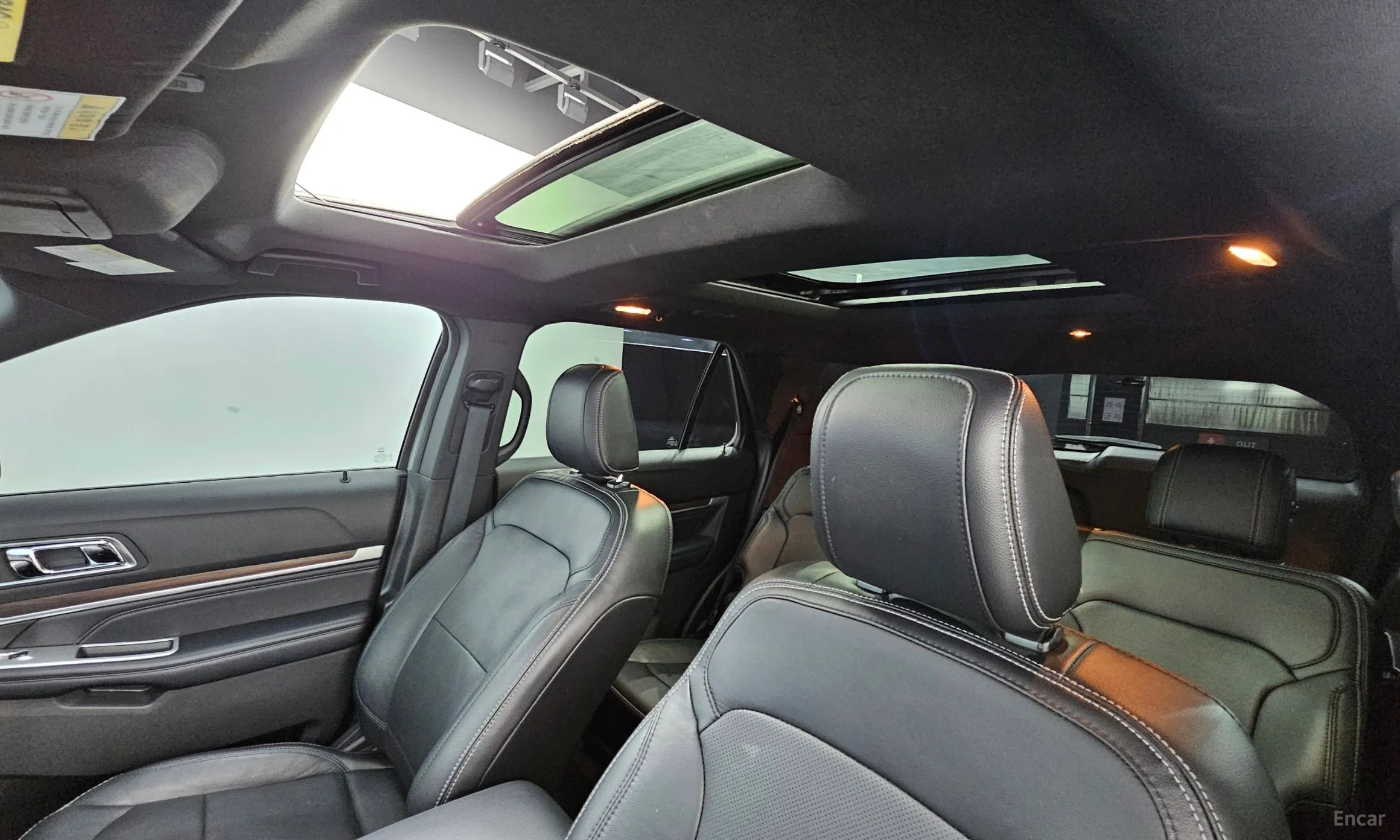 Ford Explorer превью 19