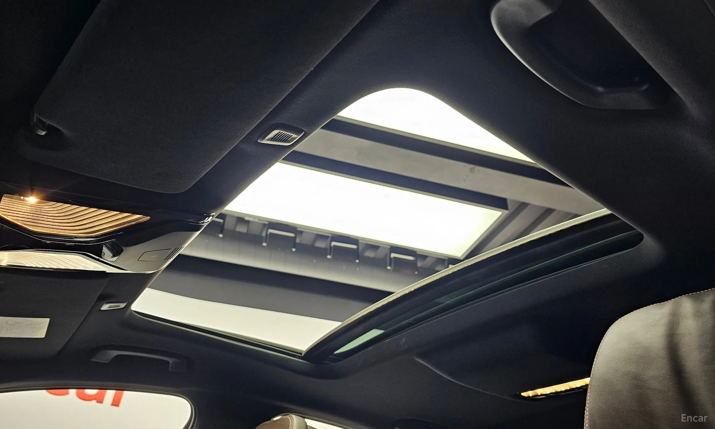 BMW 5 Series (G30) превью 18