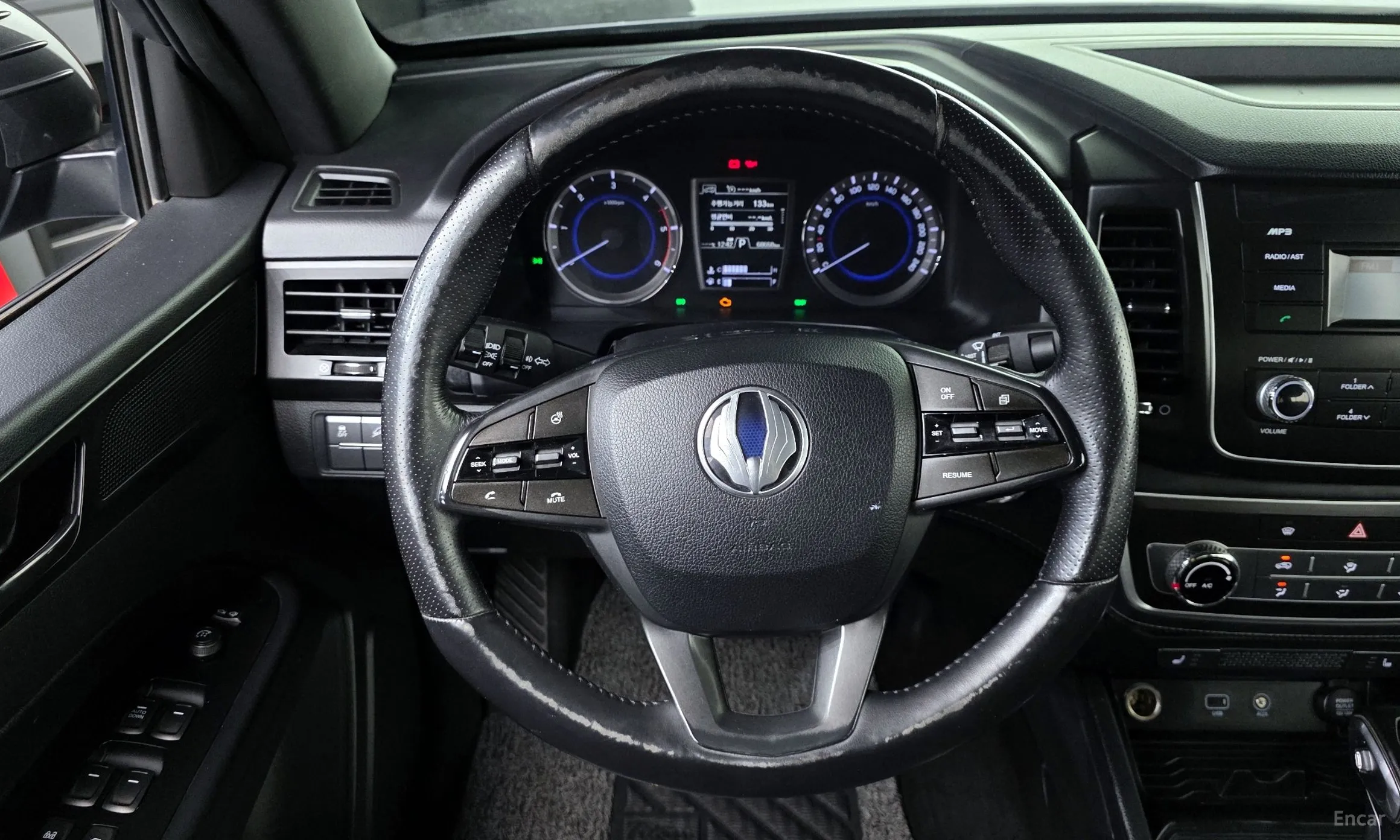 KG Mobility (SsangYong) Rexton Sports превью 14