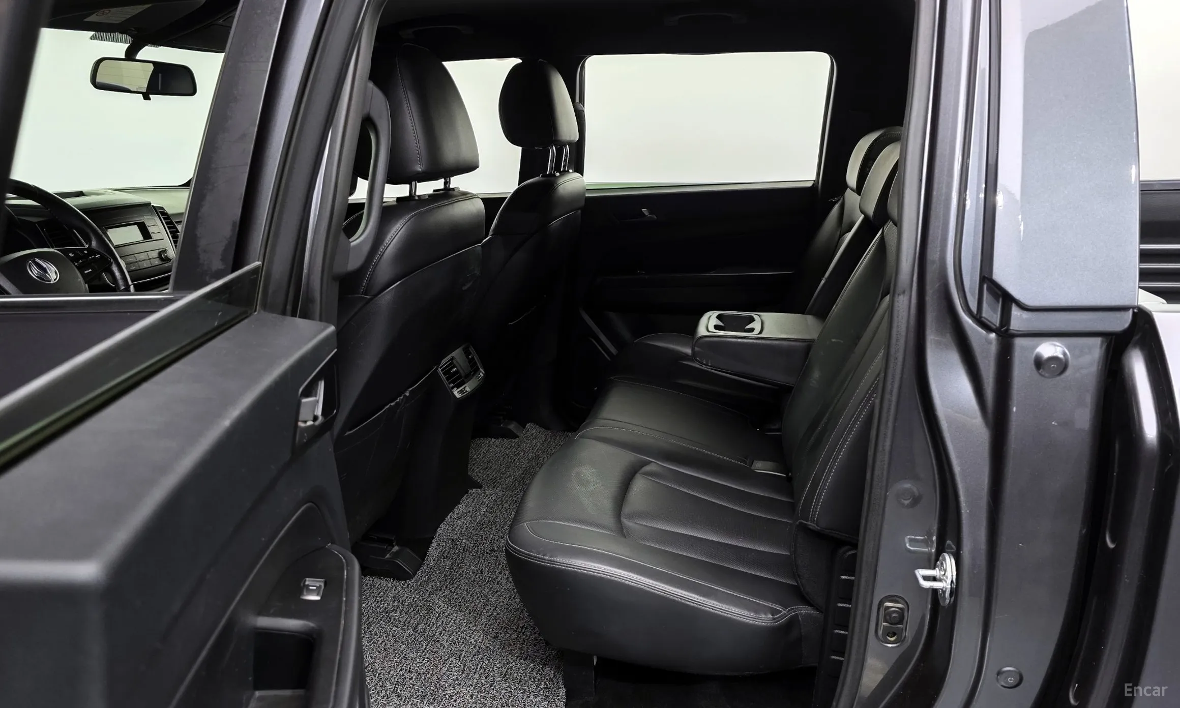 KG Mobility (SsangYong) Rexton Sports превью 17