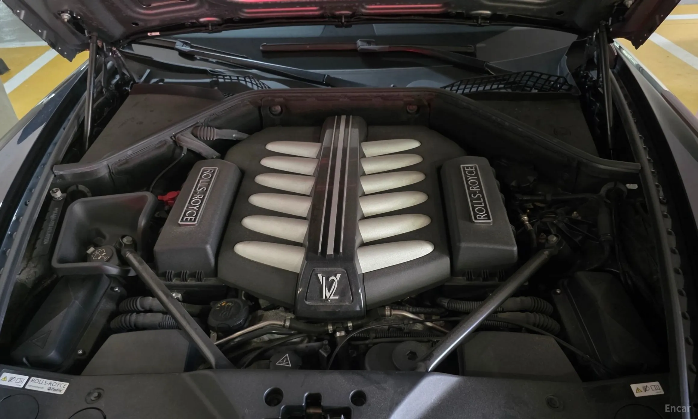 Rolls-Royce Ghost превью 6