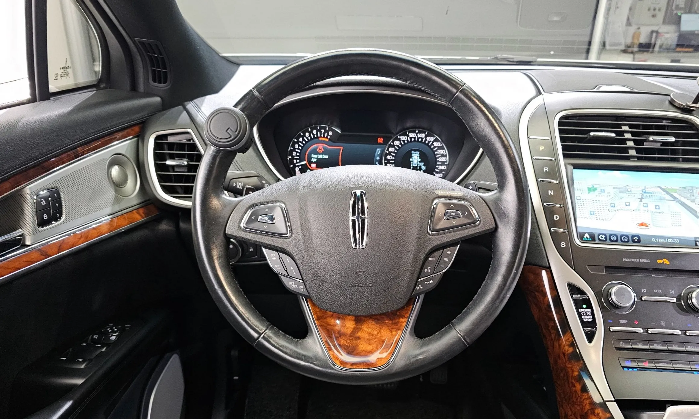 Lincoln MKX 2nd Generation превью 13