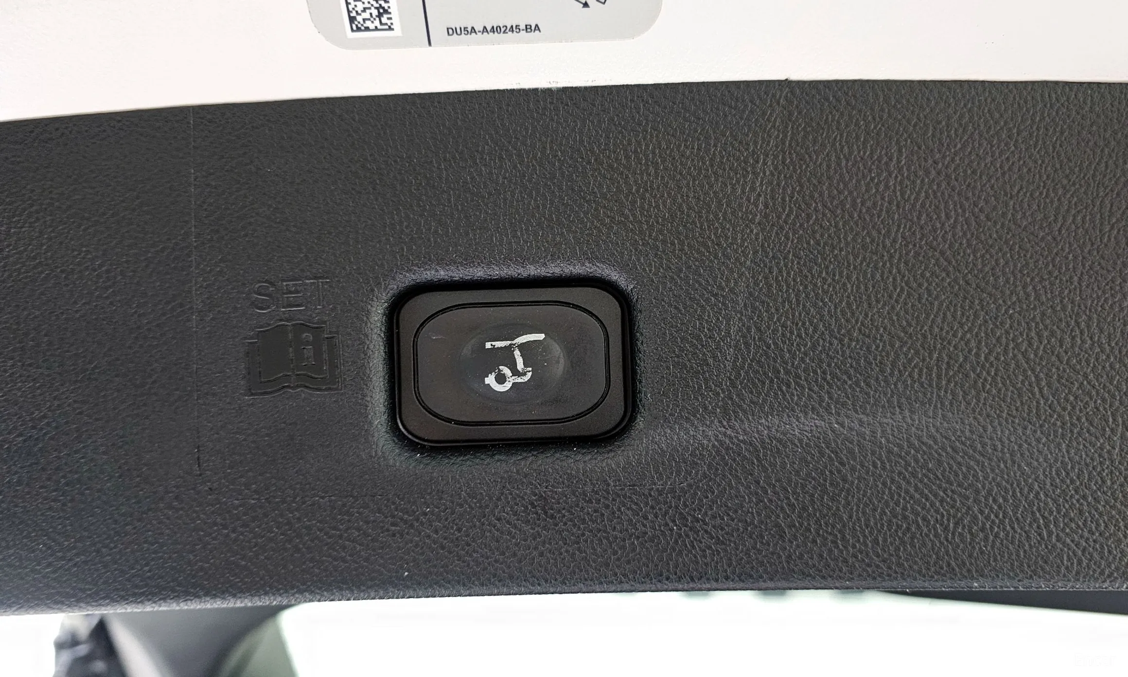 Lincoln MKX 2nd Generation превью 18