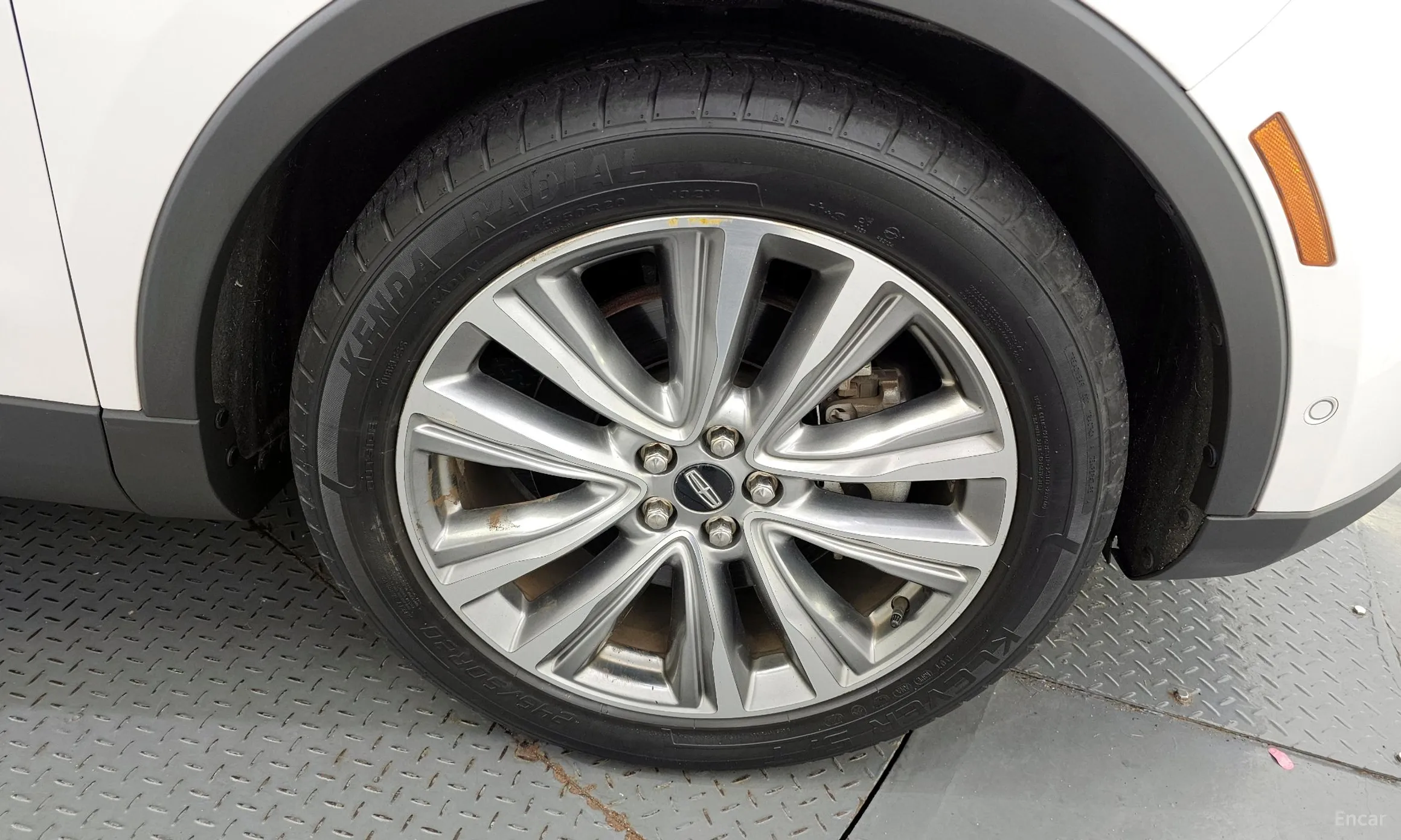 Lincoln MKX 2nd Generation превью 5