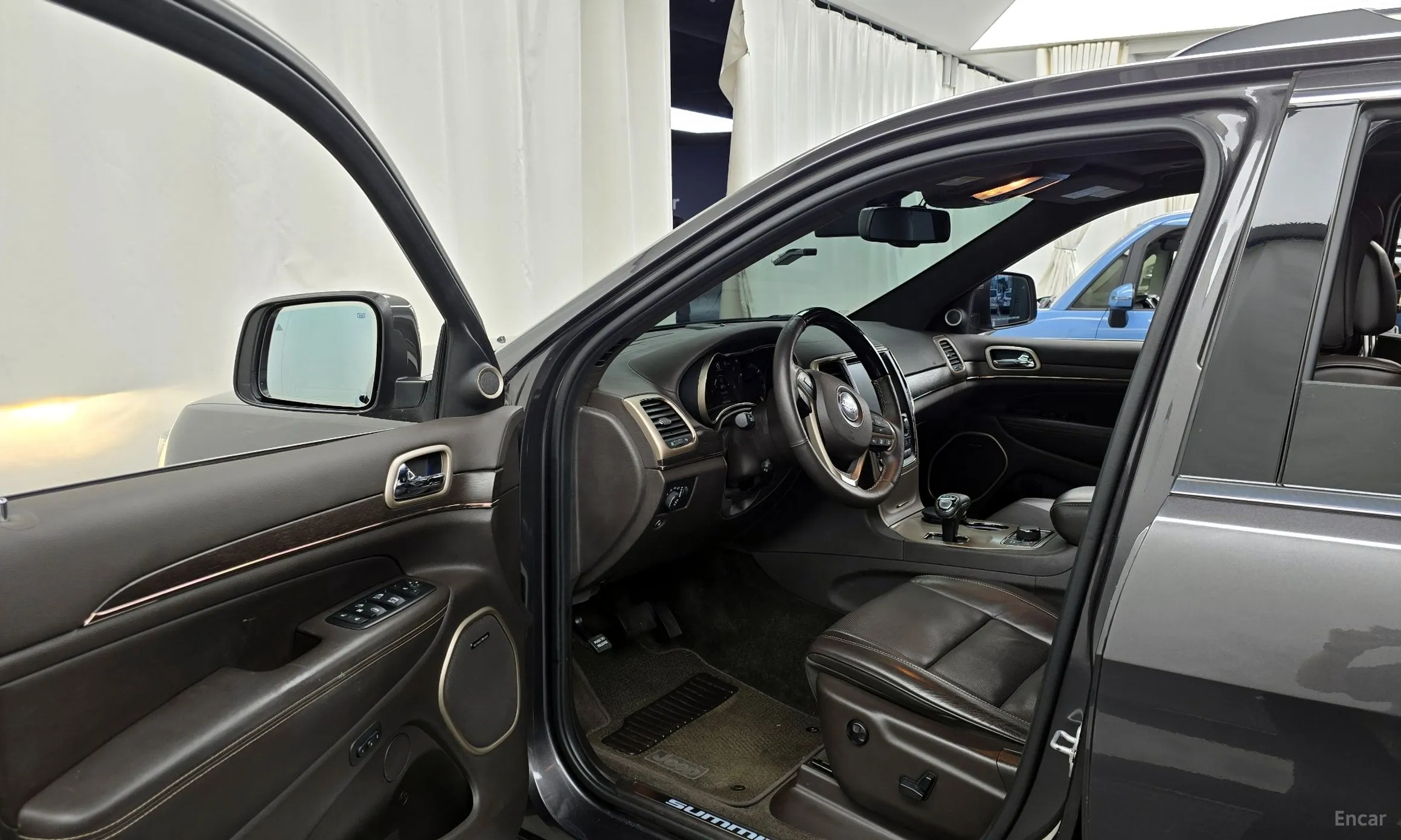 Jeep Grand Cherokee превью 10