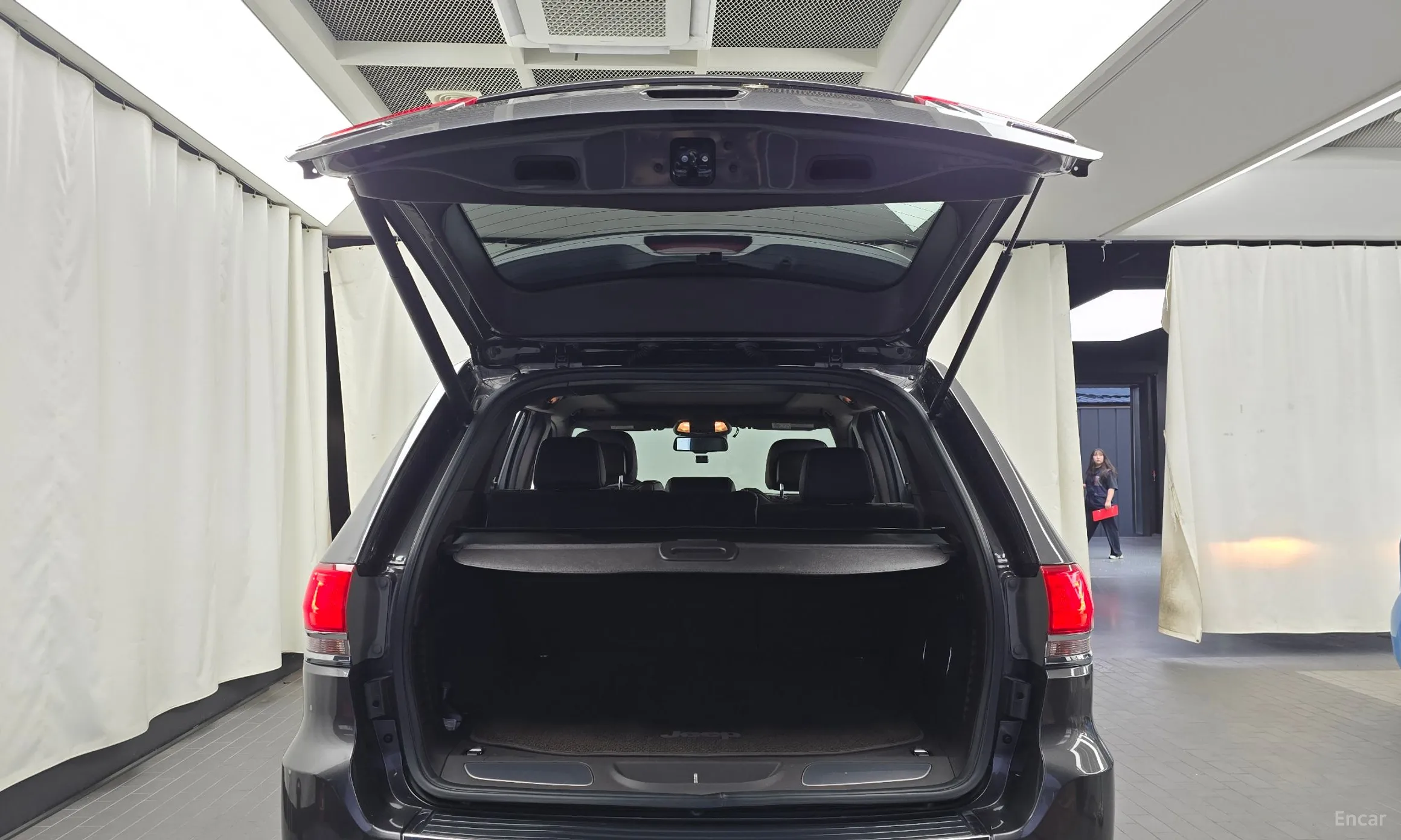 Jeep Grand Cherokee превью 20