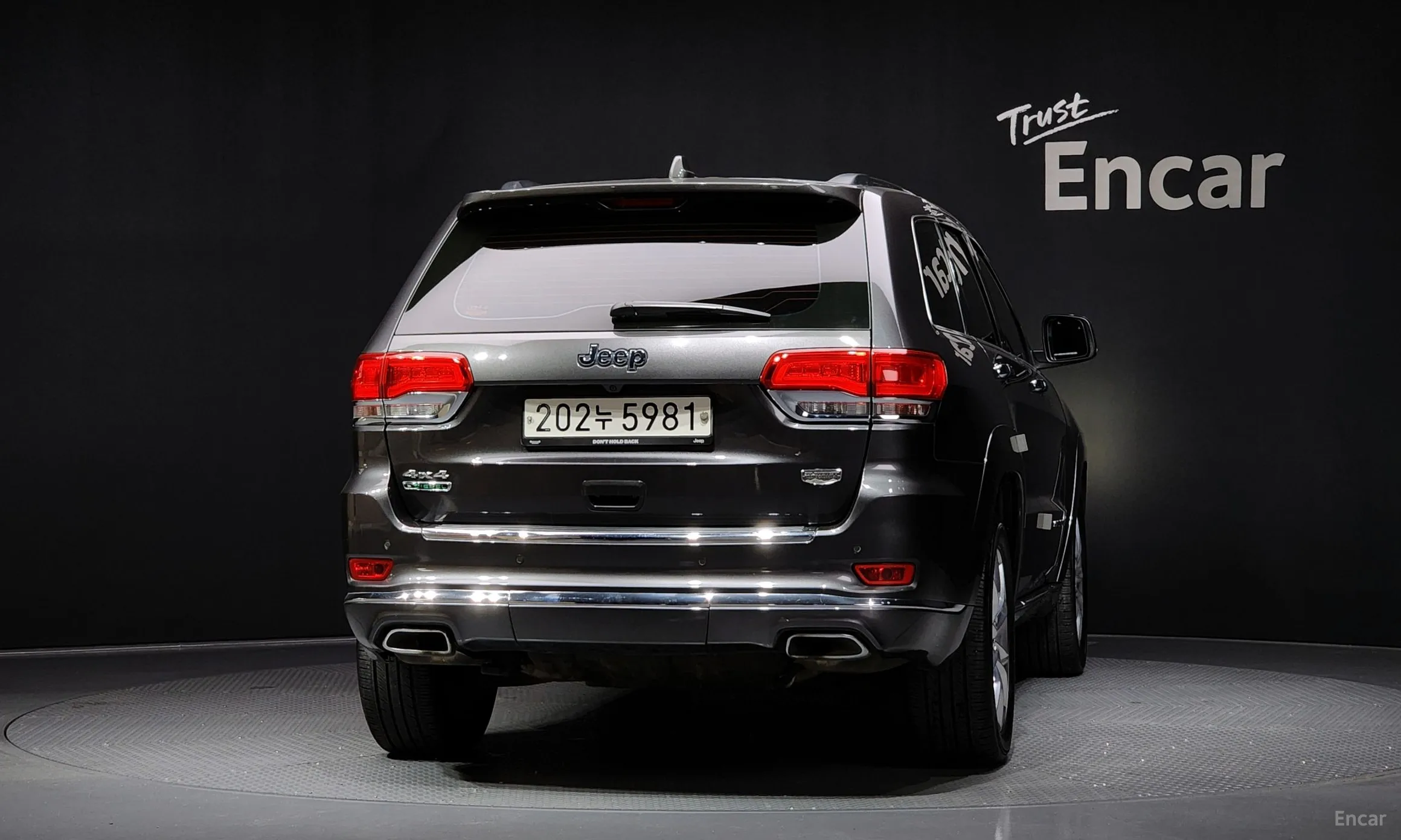 Jeep Grand Cherokee превью 4