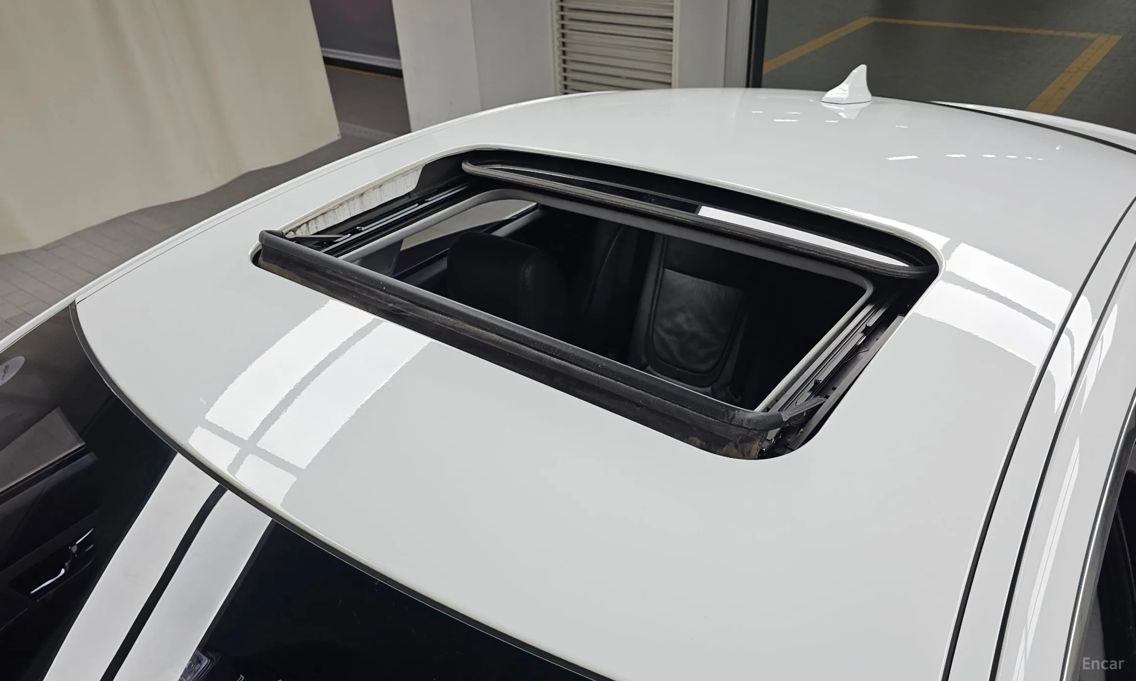 Jaguar New XF превью 19