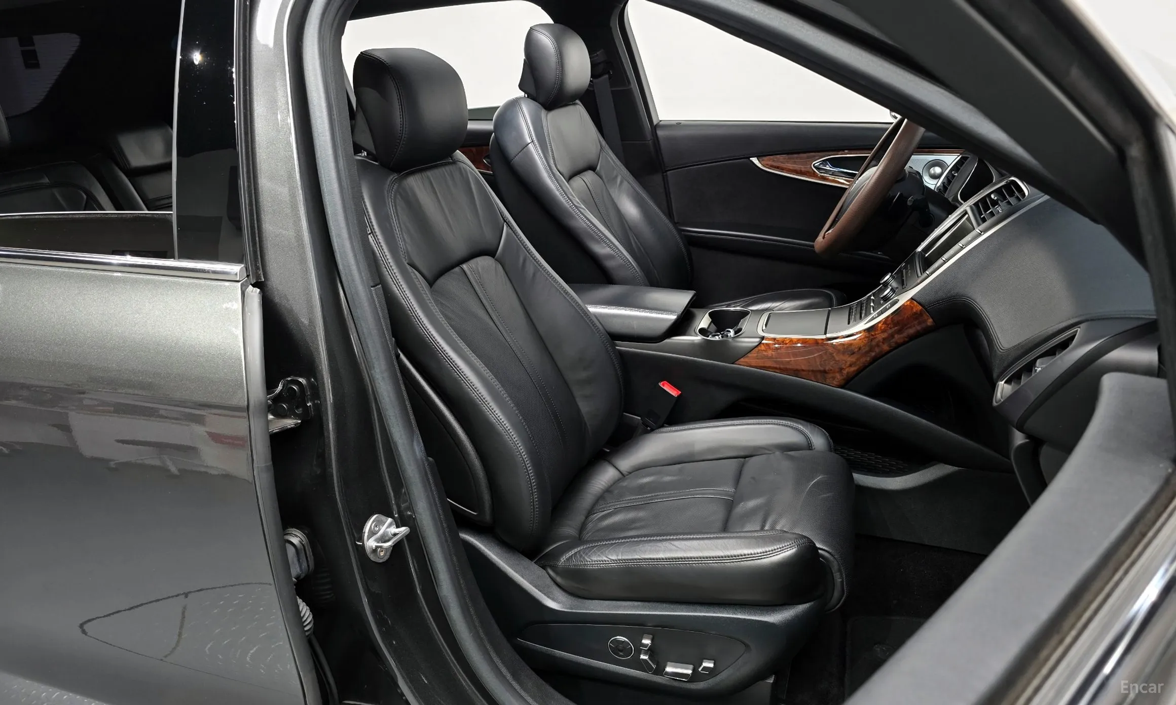 Lincoln MKX 2nd Generation превью 10