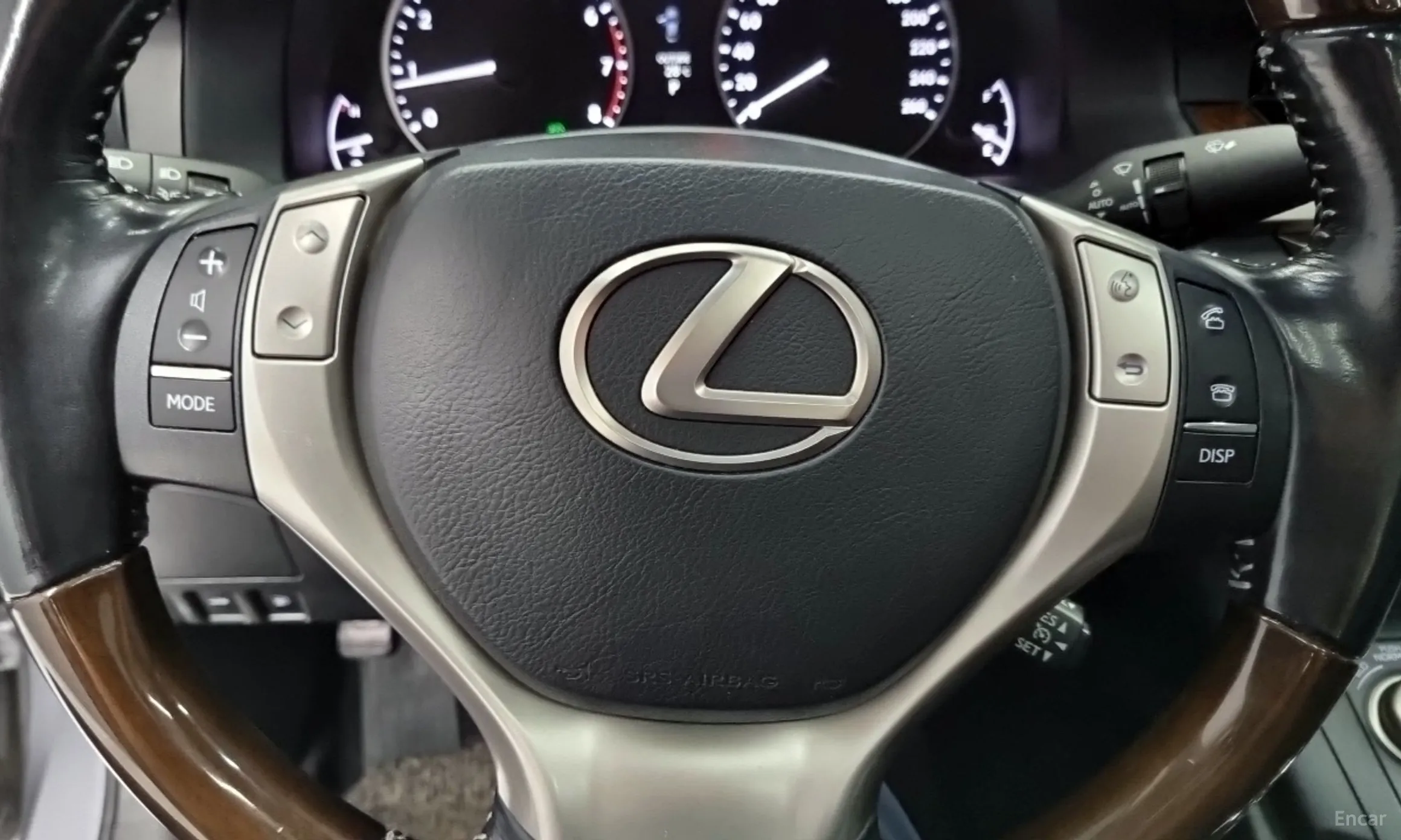 Lexus New ES350 превью 12