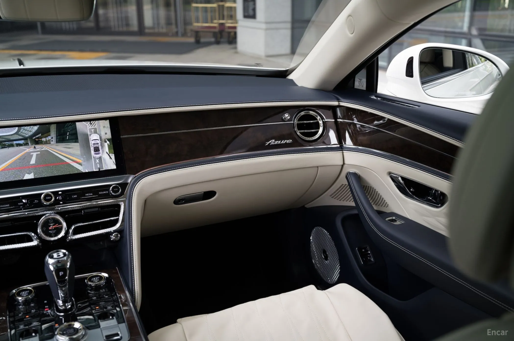 Bentley Flying Spur 3rd Generation превью 16