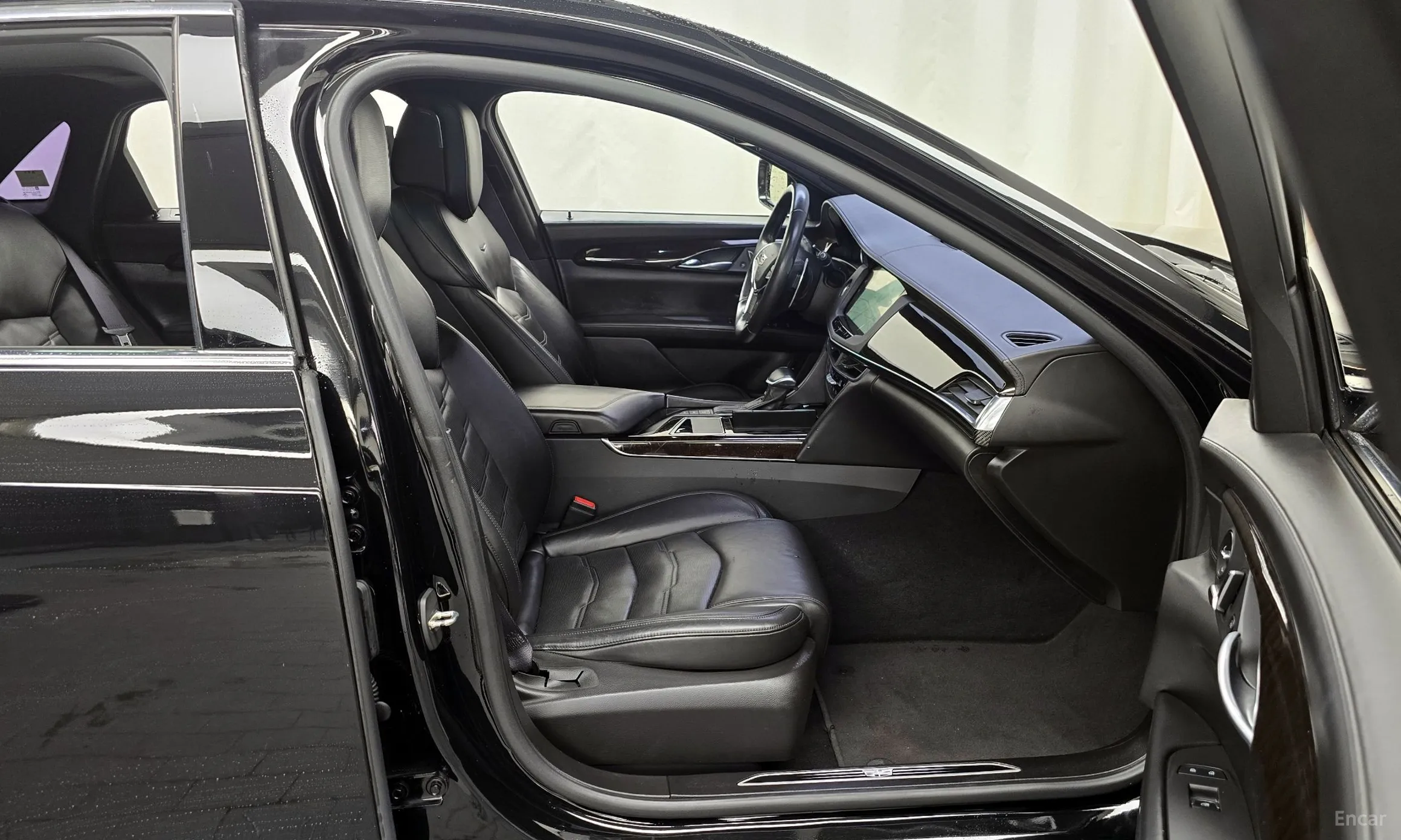 Cadillac CT6 превью 11