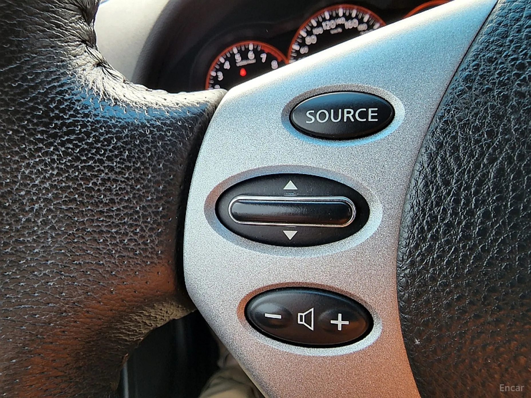 Nissan Altima превью 11