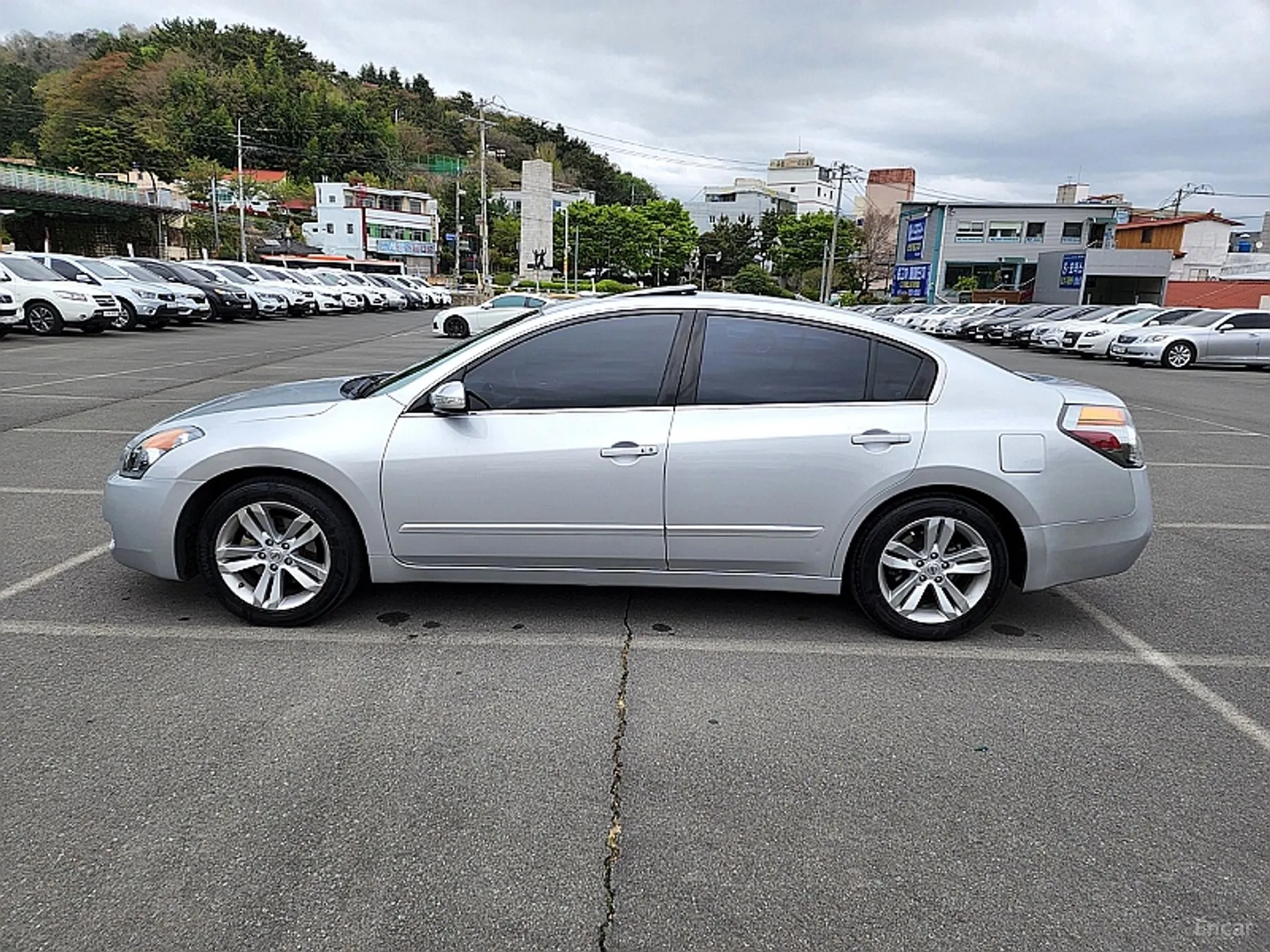 Nissan Altima превью 3