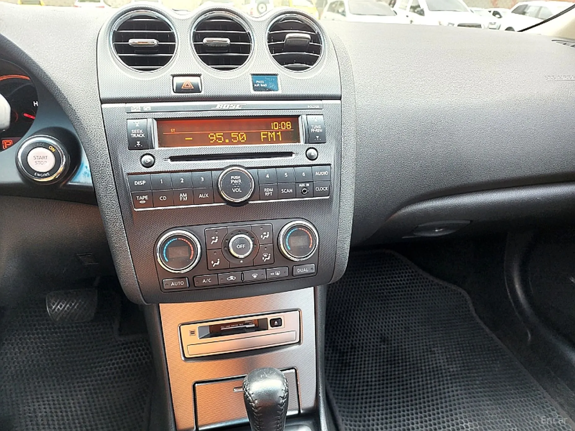 Nissan Altima превью 8
