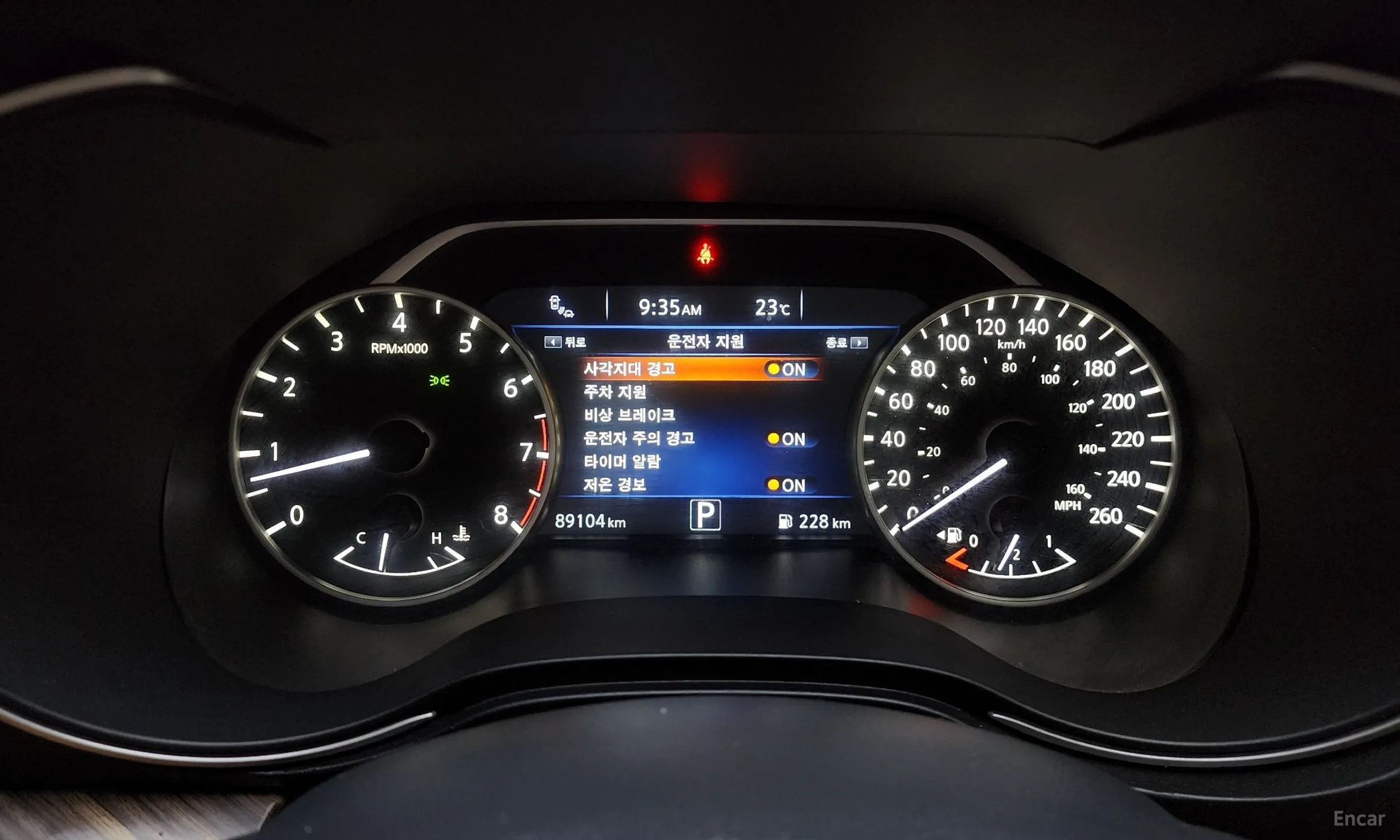 Nissan Maxima (A36) превью 8