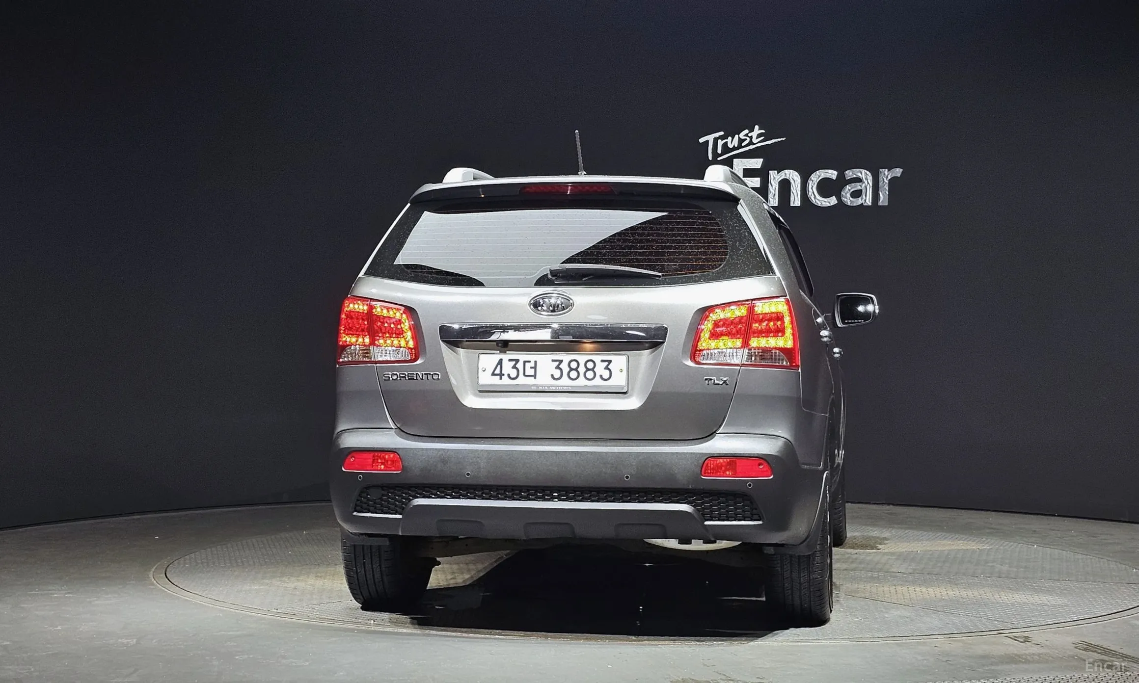Kia Sorrento R превью 4