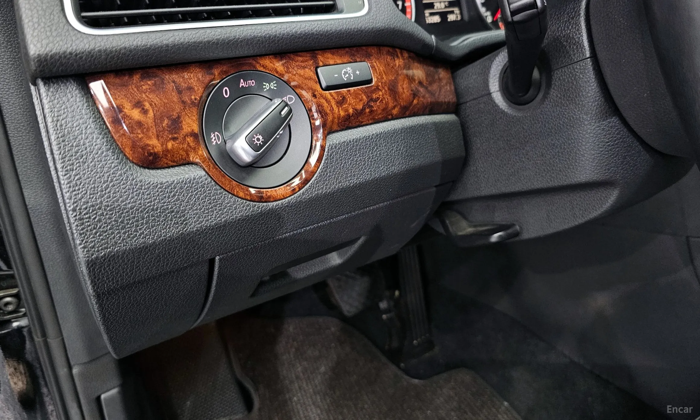 Volkswagen The New Passat превью 12
