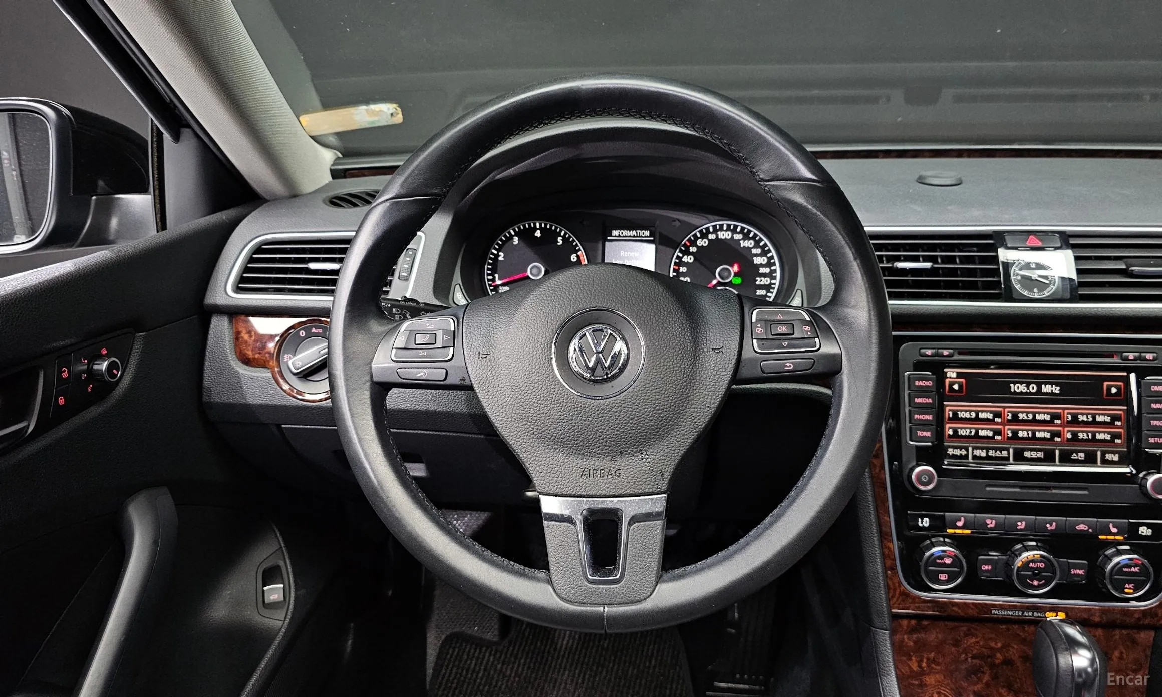 Volkswagen The New Passat превью 13