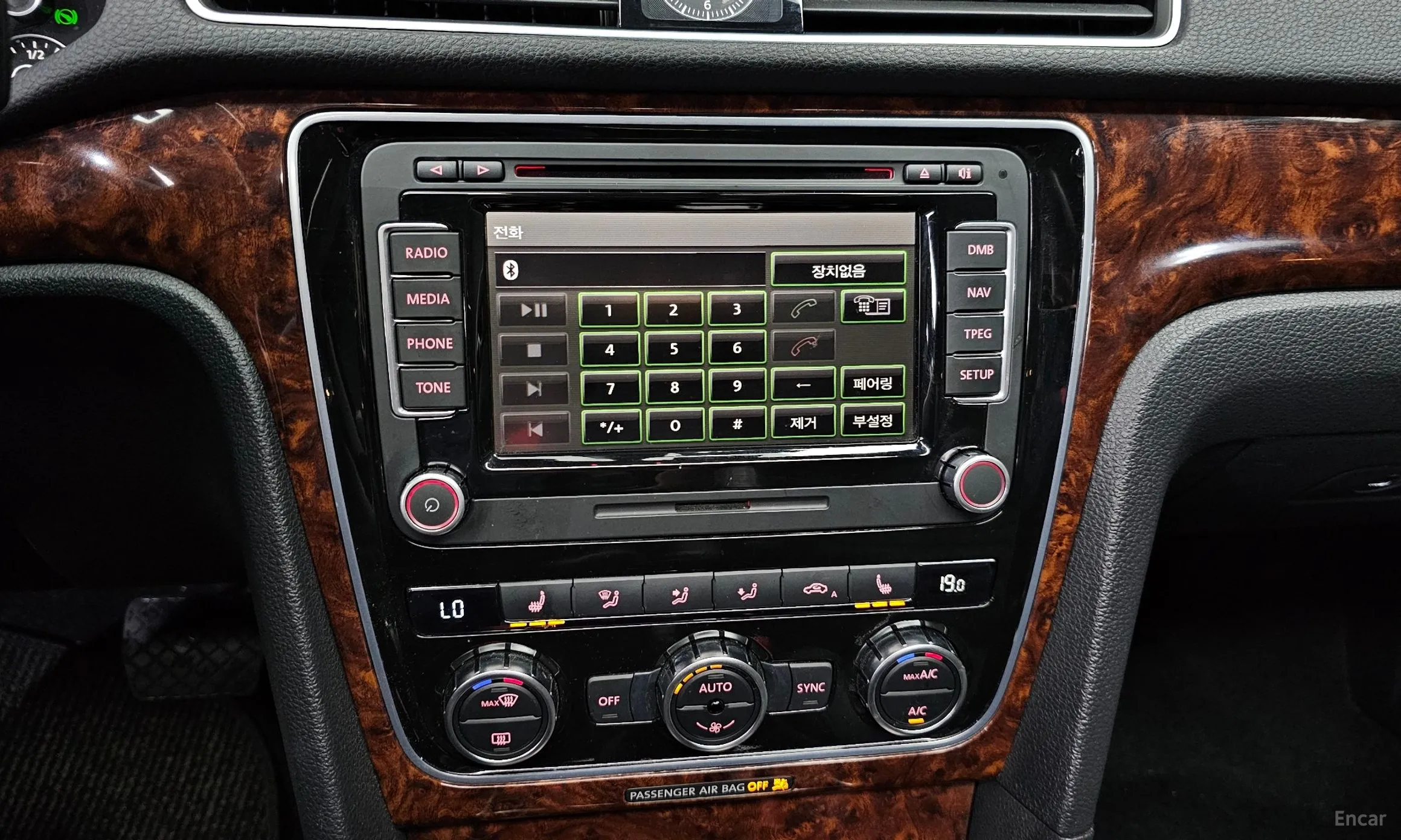 Volkswagen The New Passat превью 17