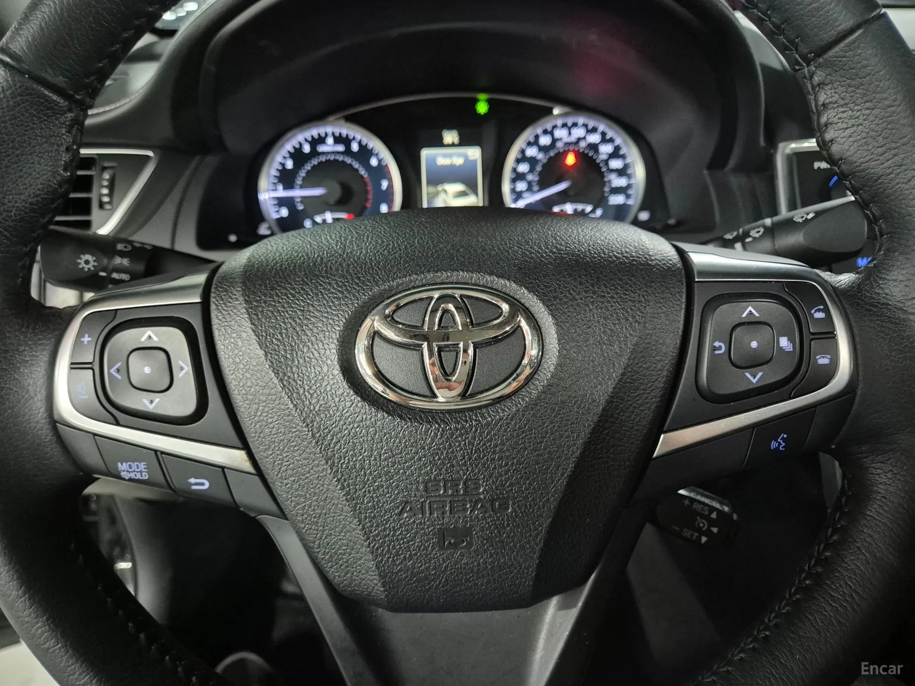 Toyota New Camry превью 19