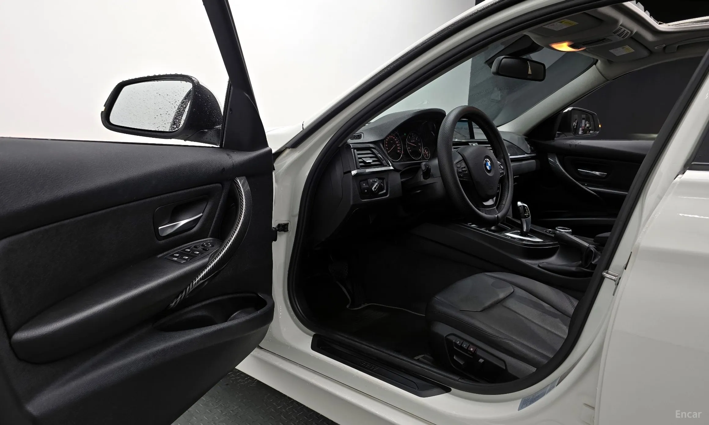 BMW 3 Series (F30) превью 11