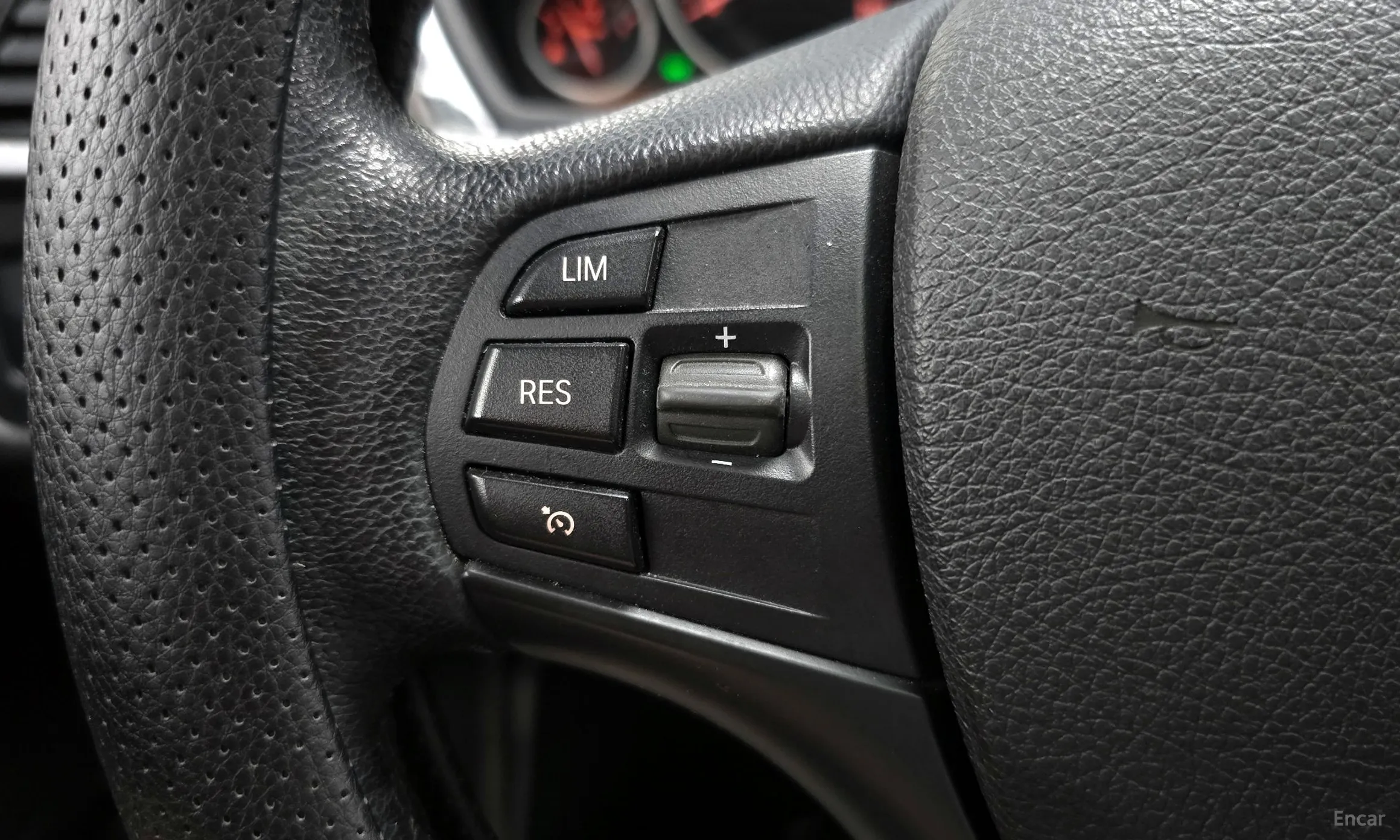 BMW 3 Series (F30) превью 18