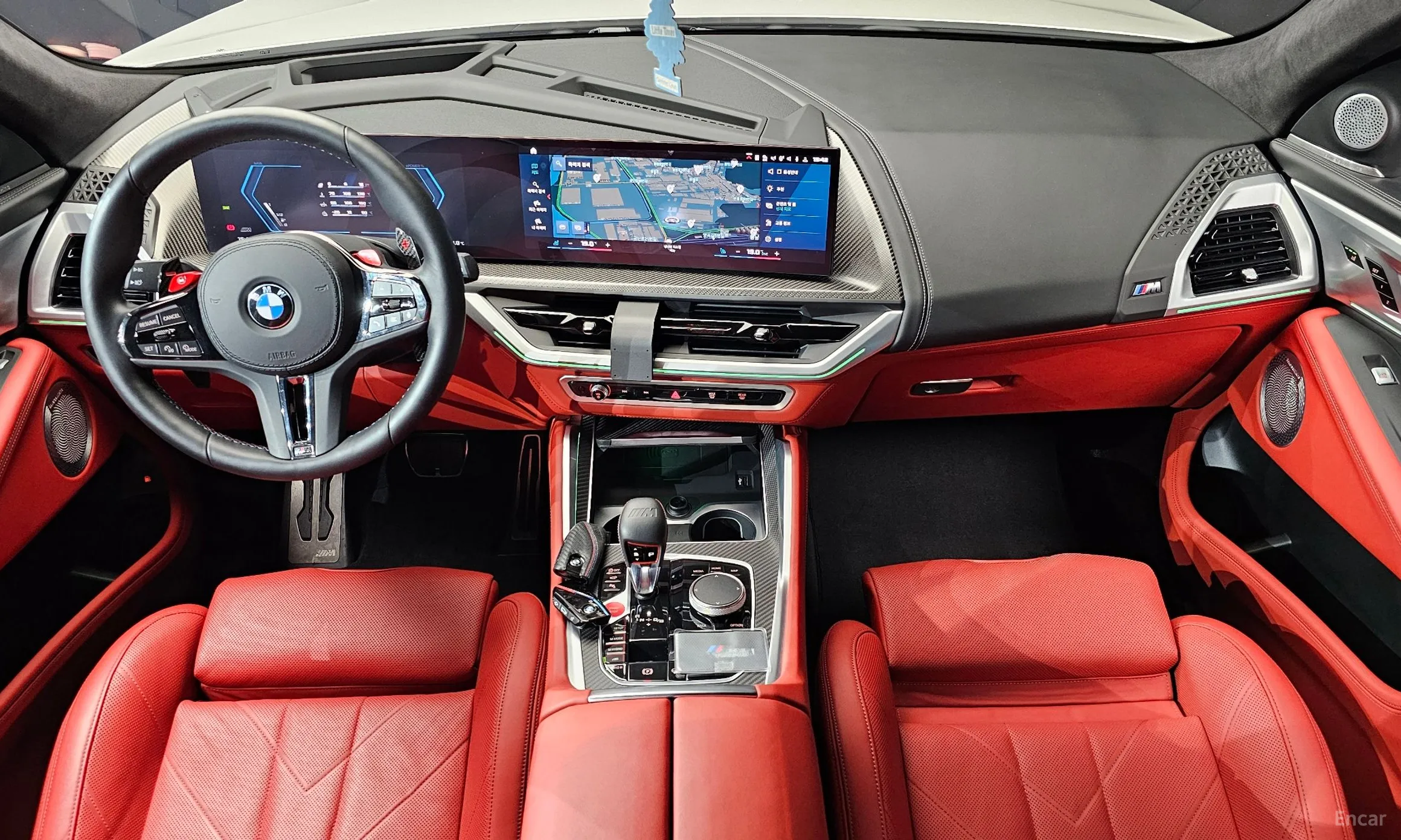 BMW XM (G09) превью 7