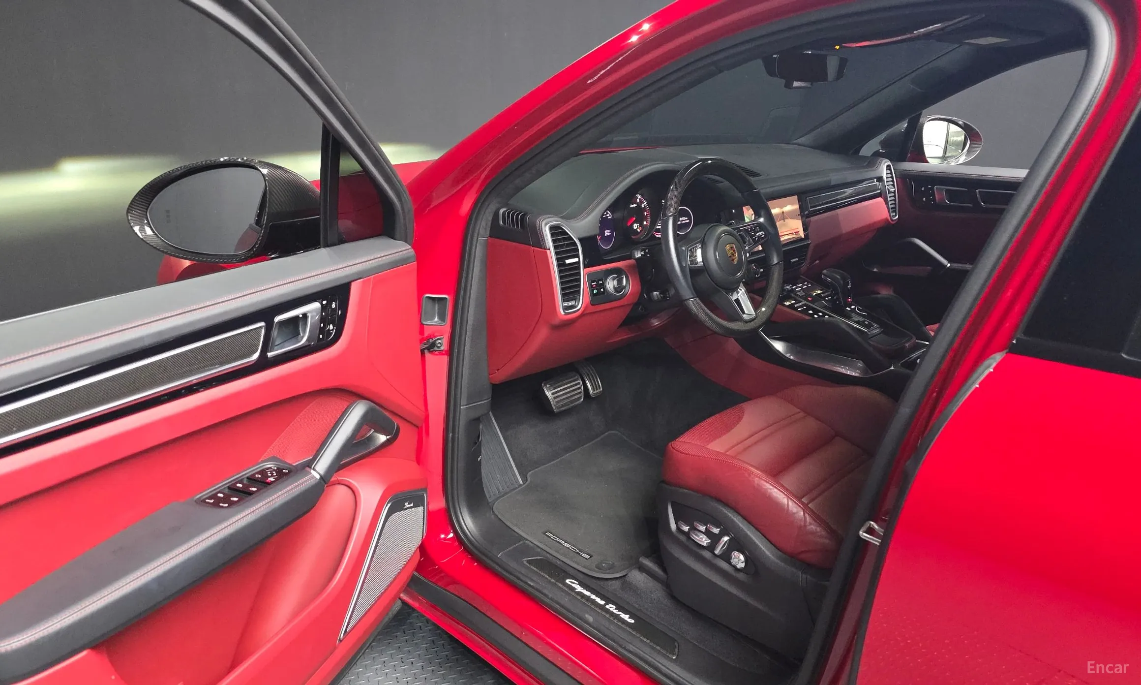 Porsche Cayenne (PO536) превью 10