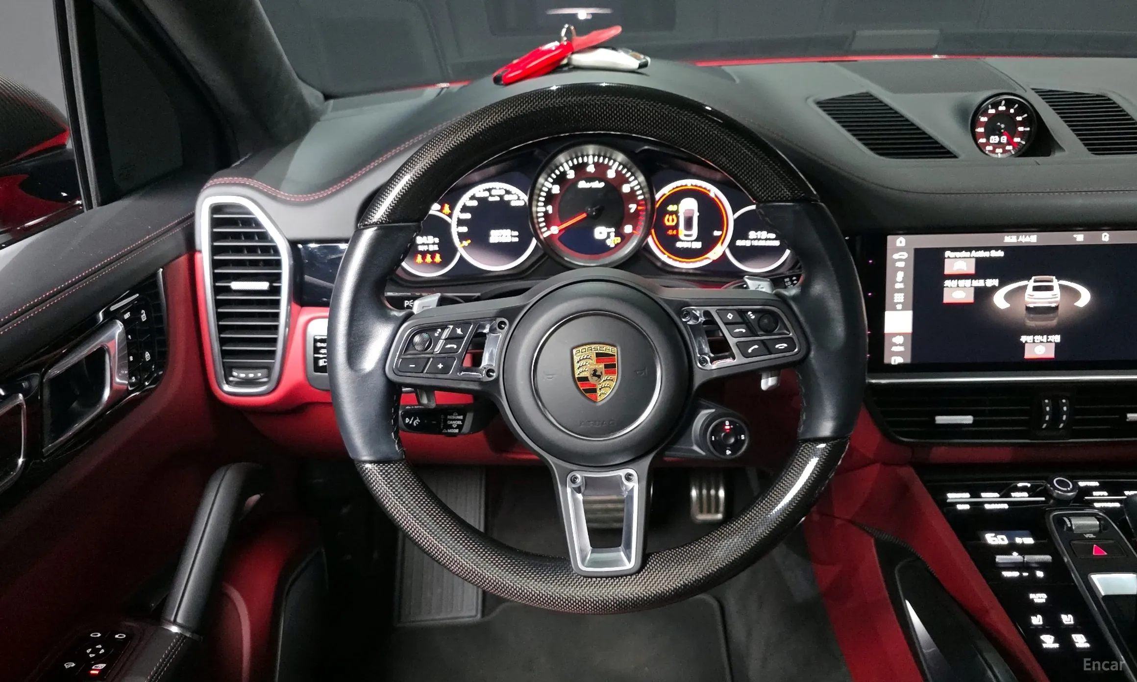 Porsche Cayenne (PO536) превью 13