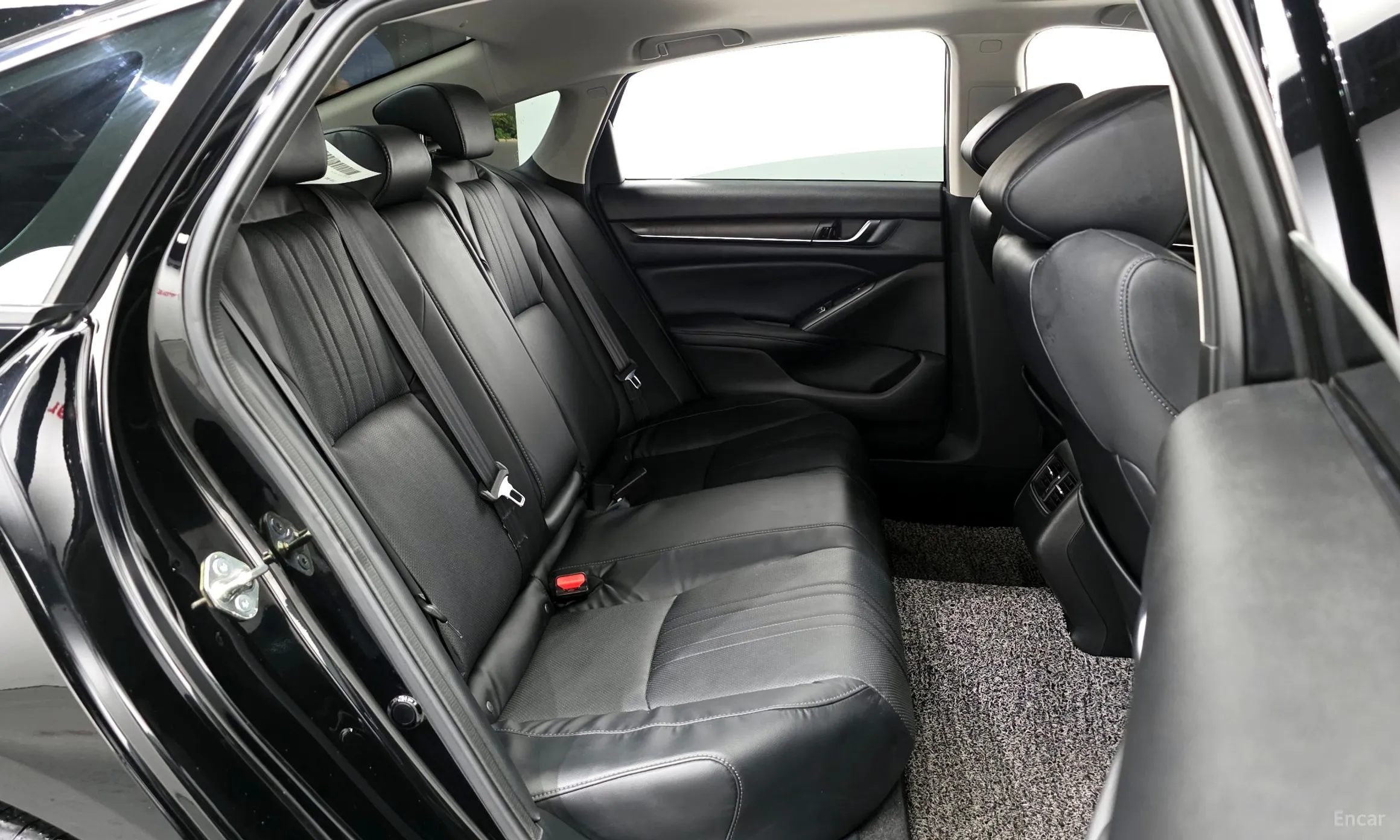 Honda Accord 10th Generation превью 12