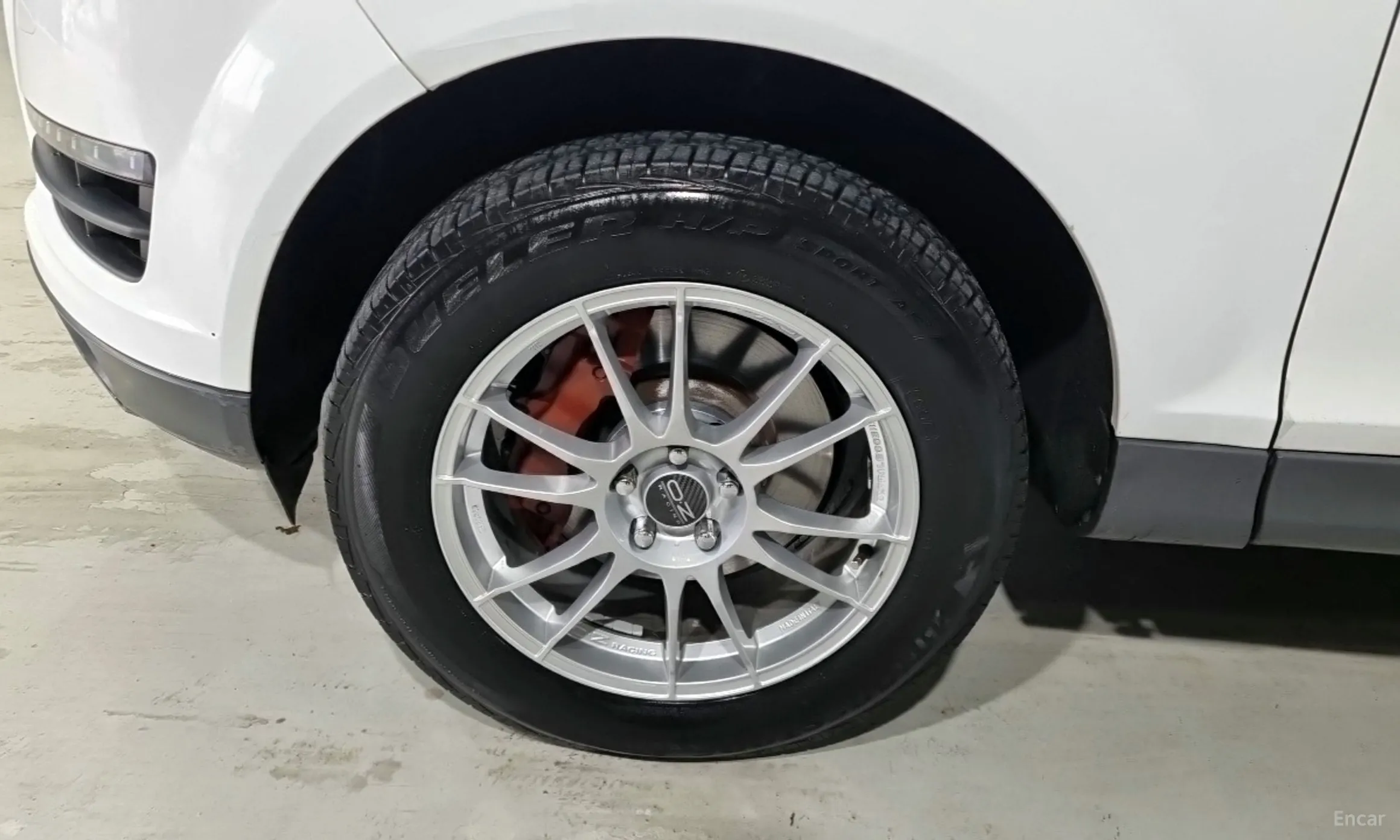Audi Q7 превью 18