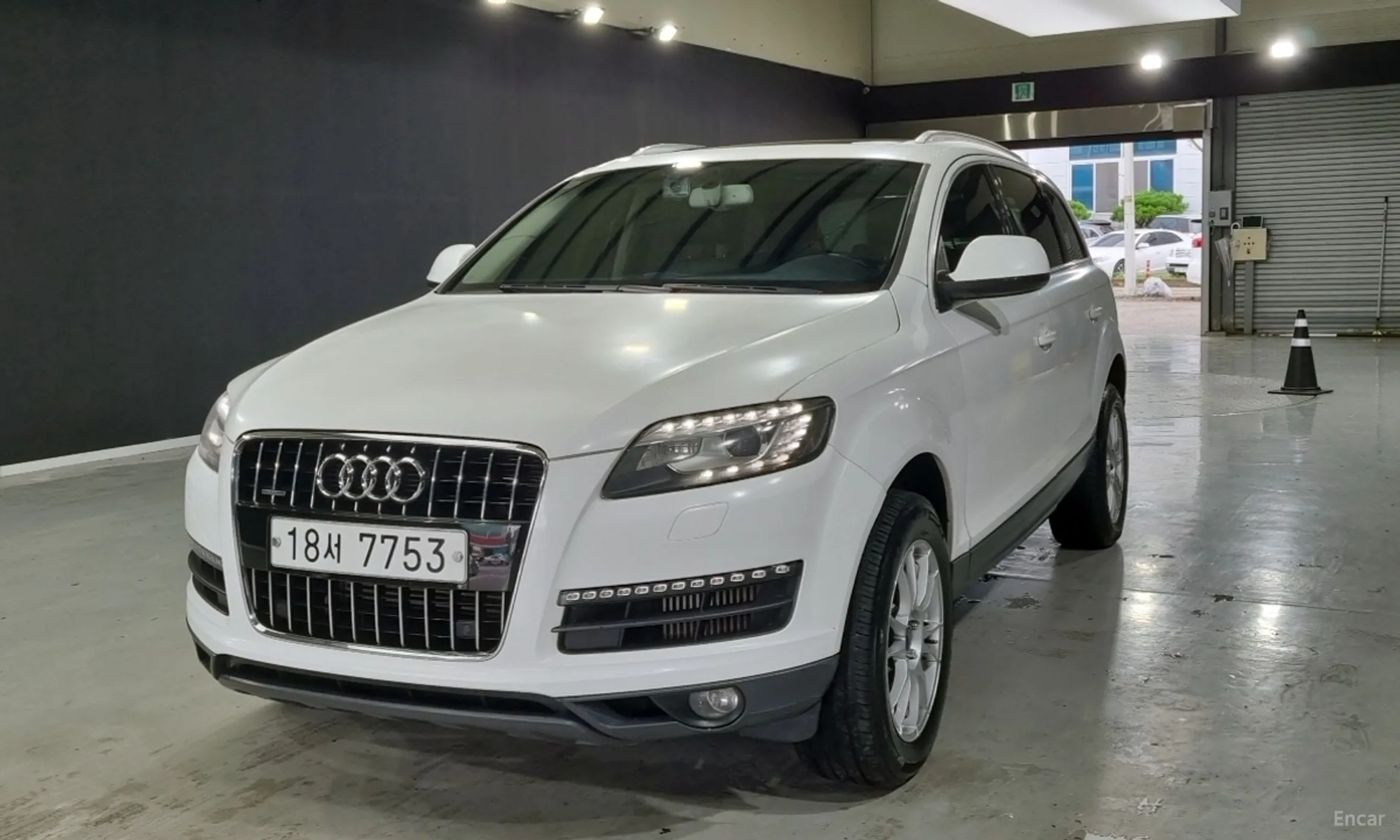 Audi Q7 превью 4